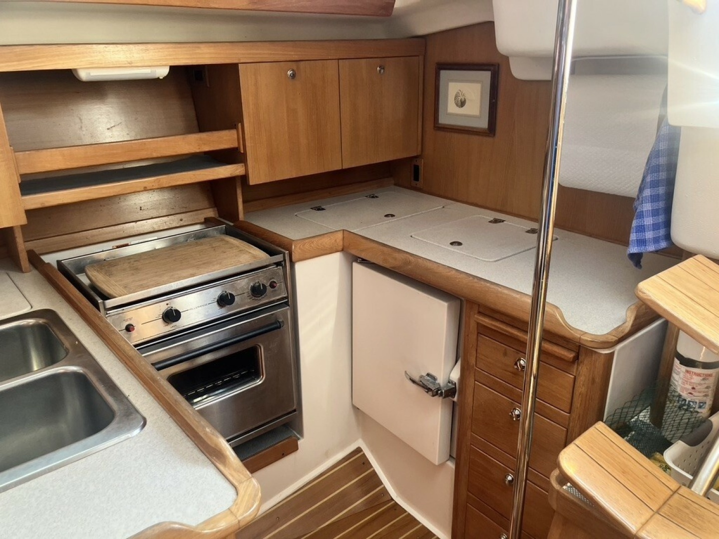 2004 Catalina Catalina 350 - Image 62