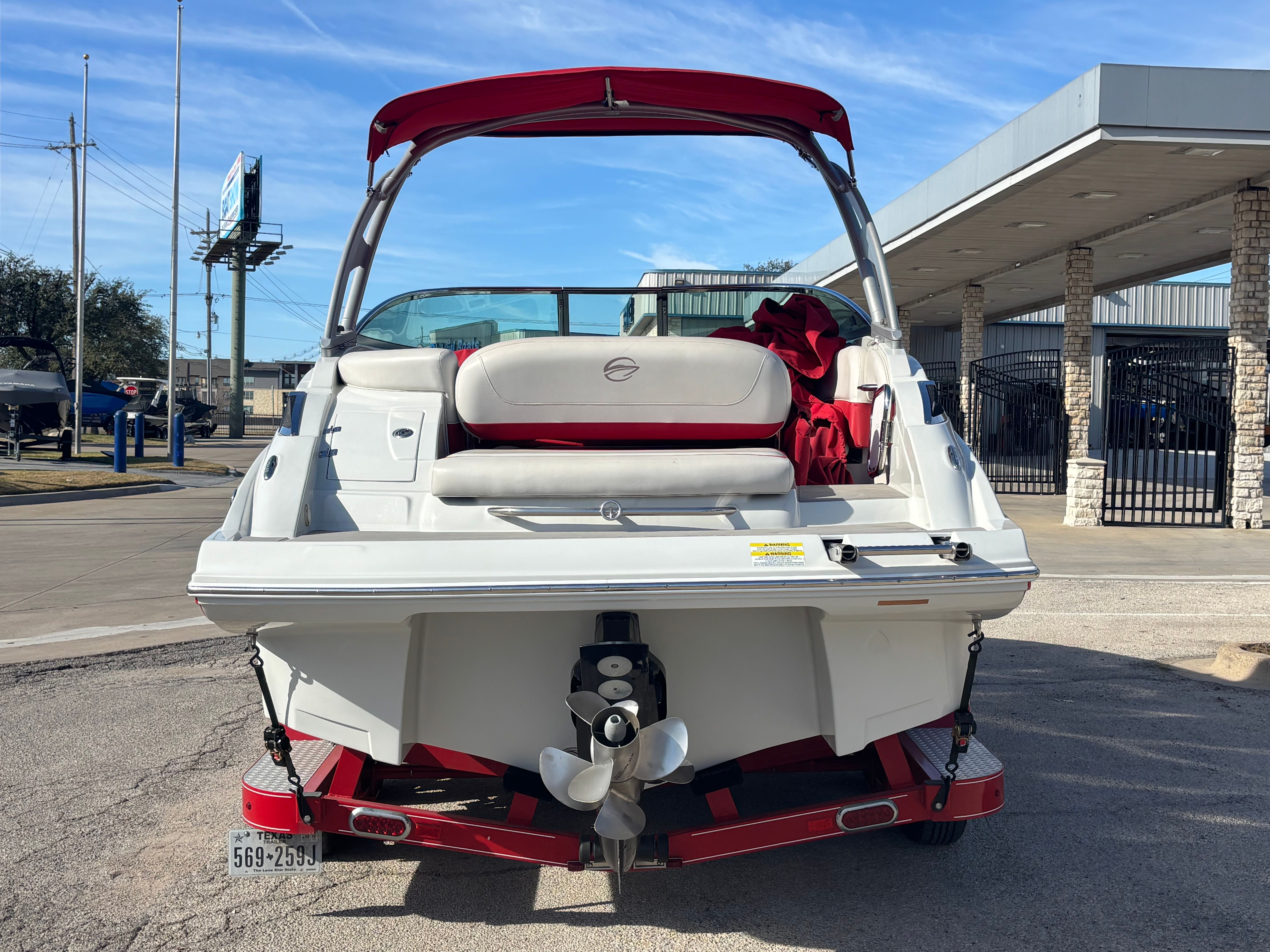 2014 CROWNLINE E2 - Image 5