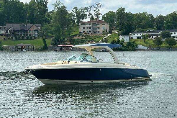 2020 Chris-Craft Launch 31 GT