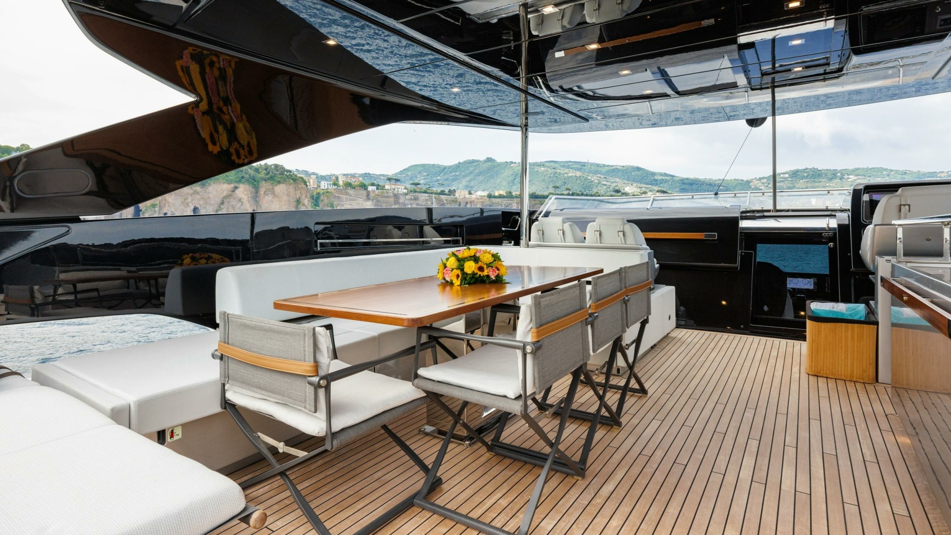 2023 Riva Riva Super Corsaro 102 - Image 20