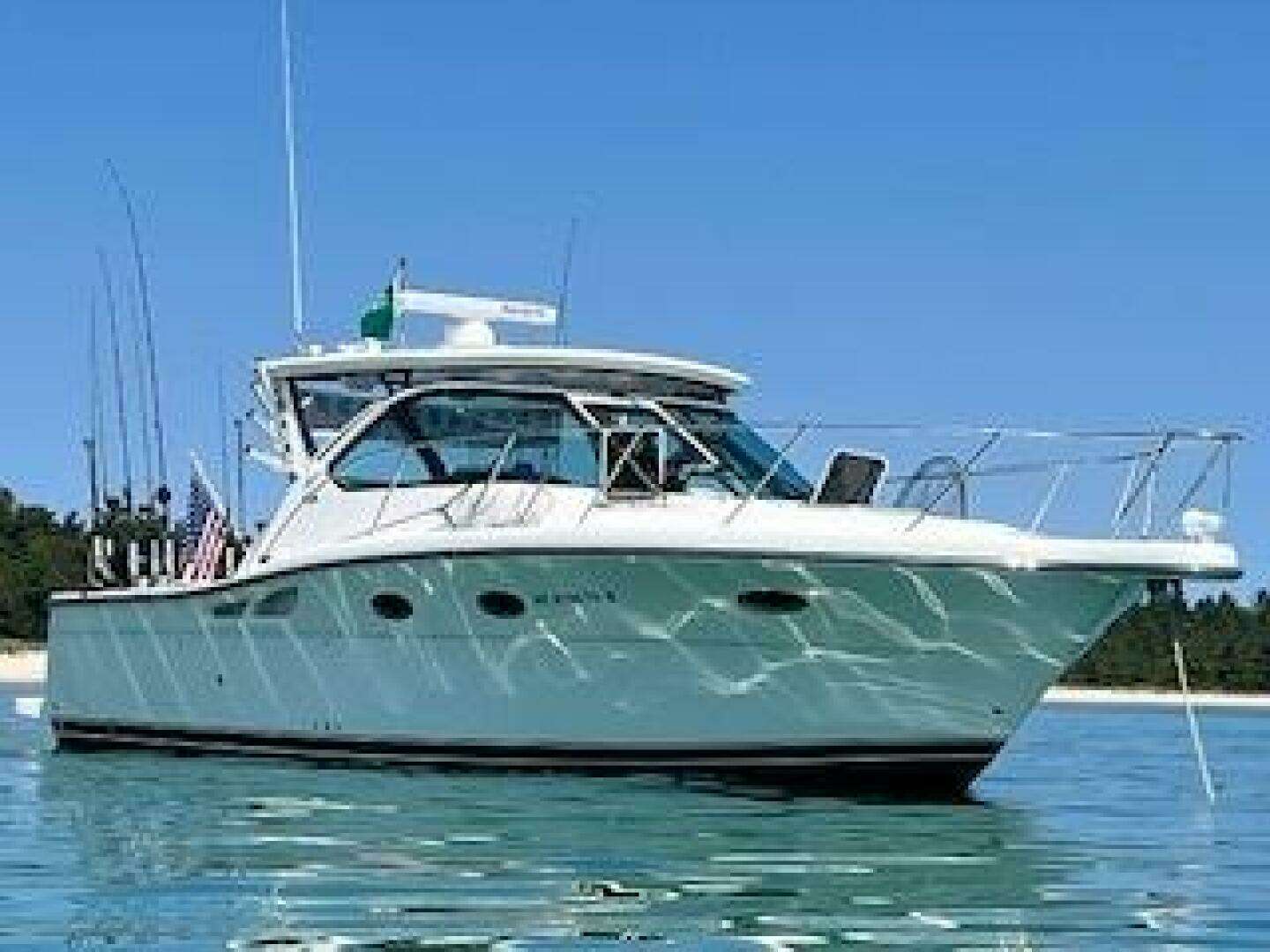 2005 Tiara Yachts 3200 OPEN - Image 39