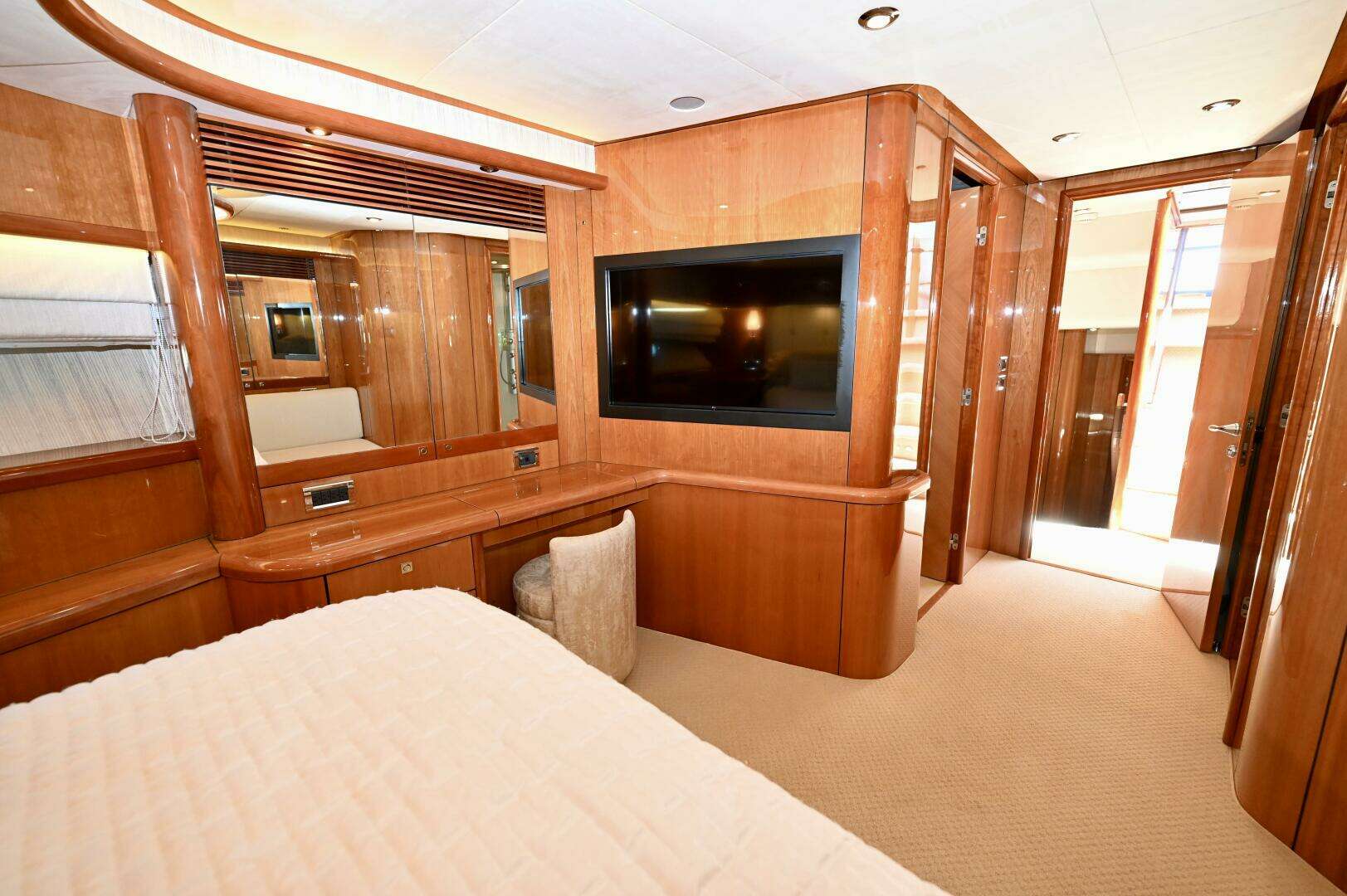 2005 Sunseeker Yacht - Image 27