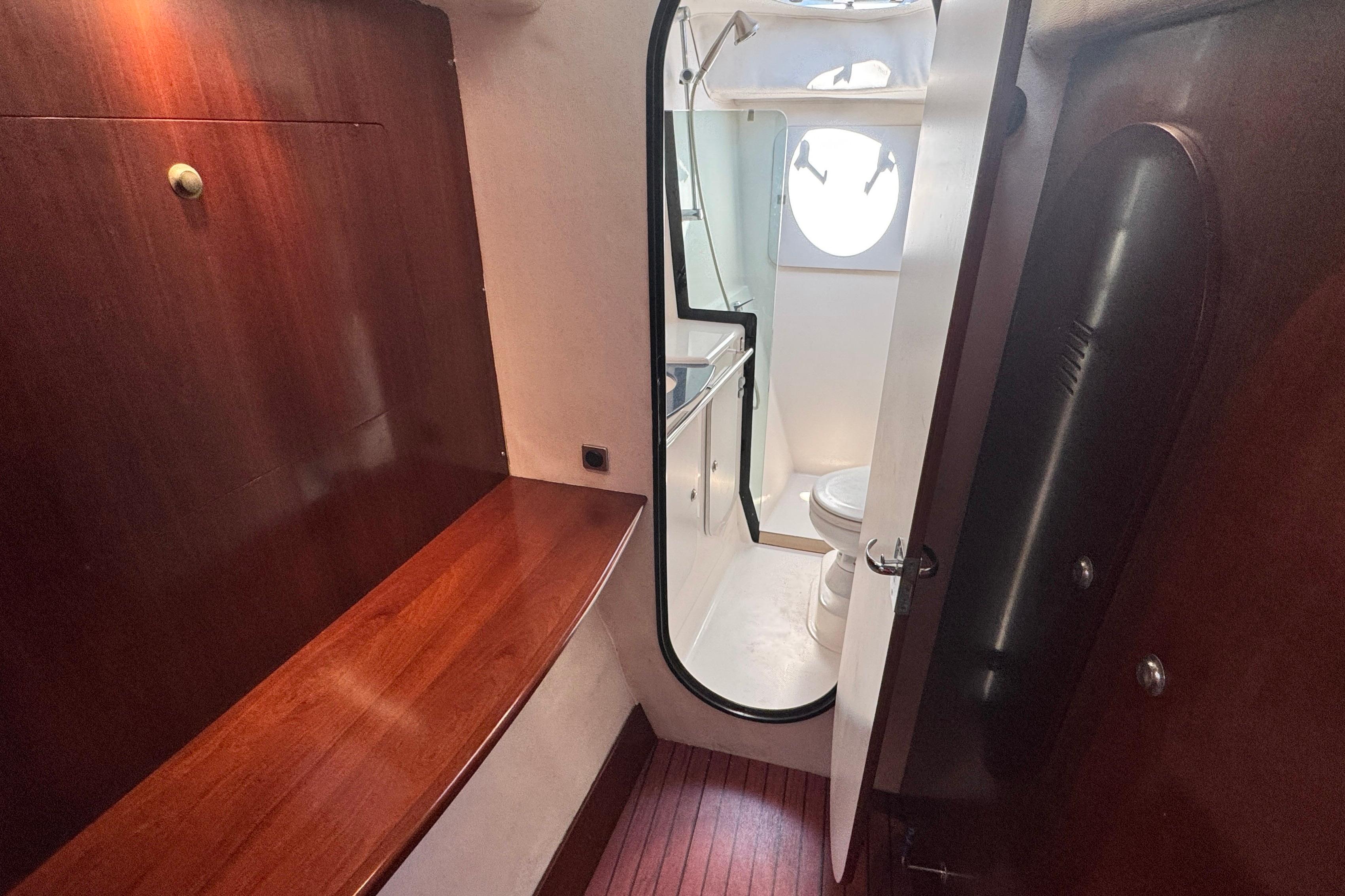 Owner's Ensuite Head