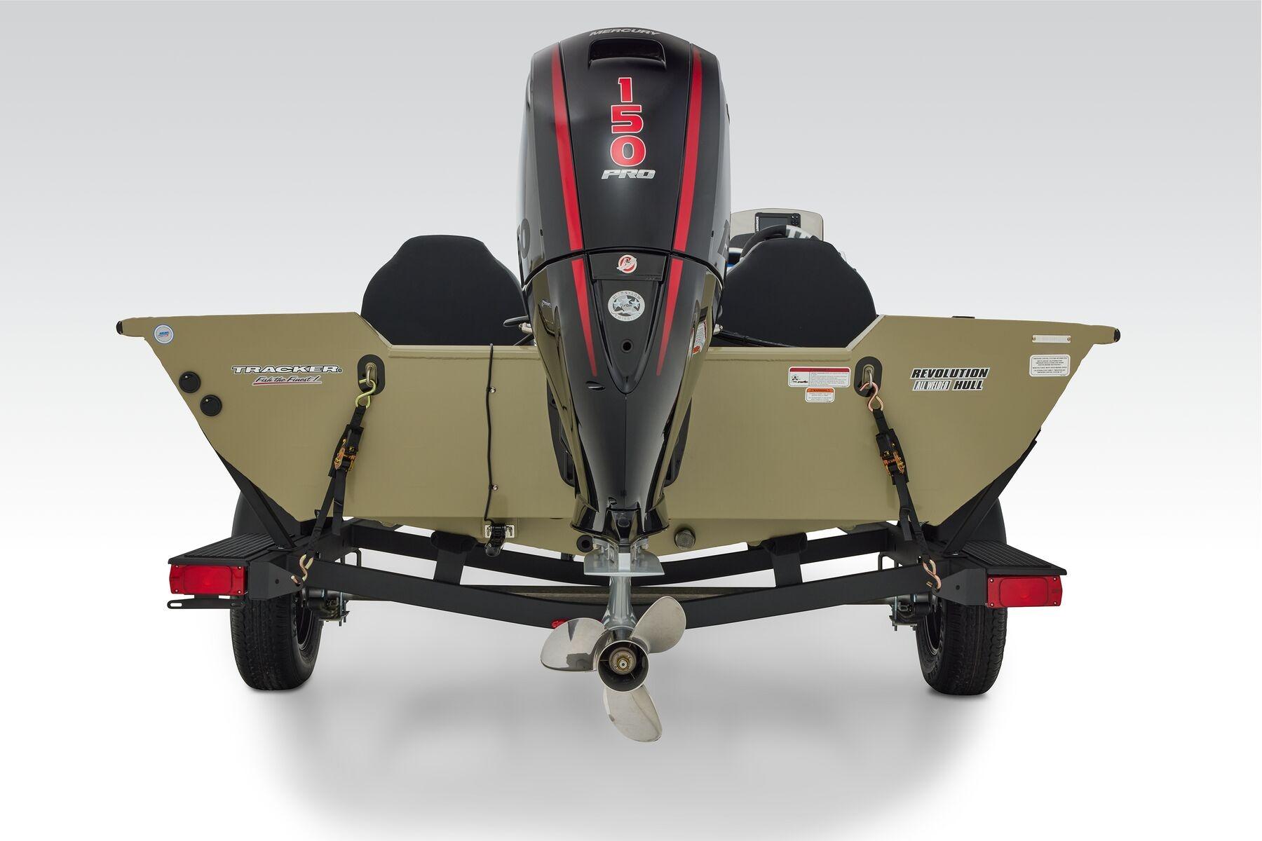 2026 Tracker Pro Team 195 - 68