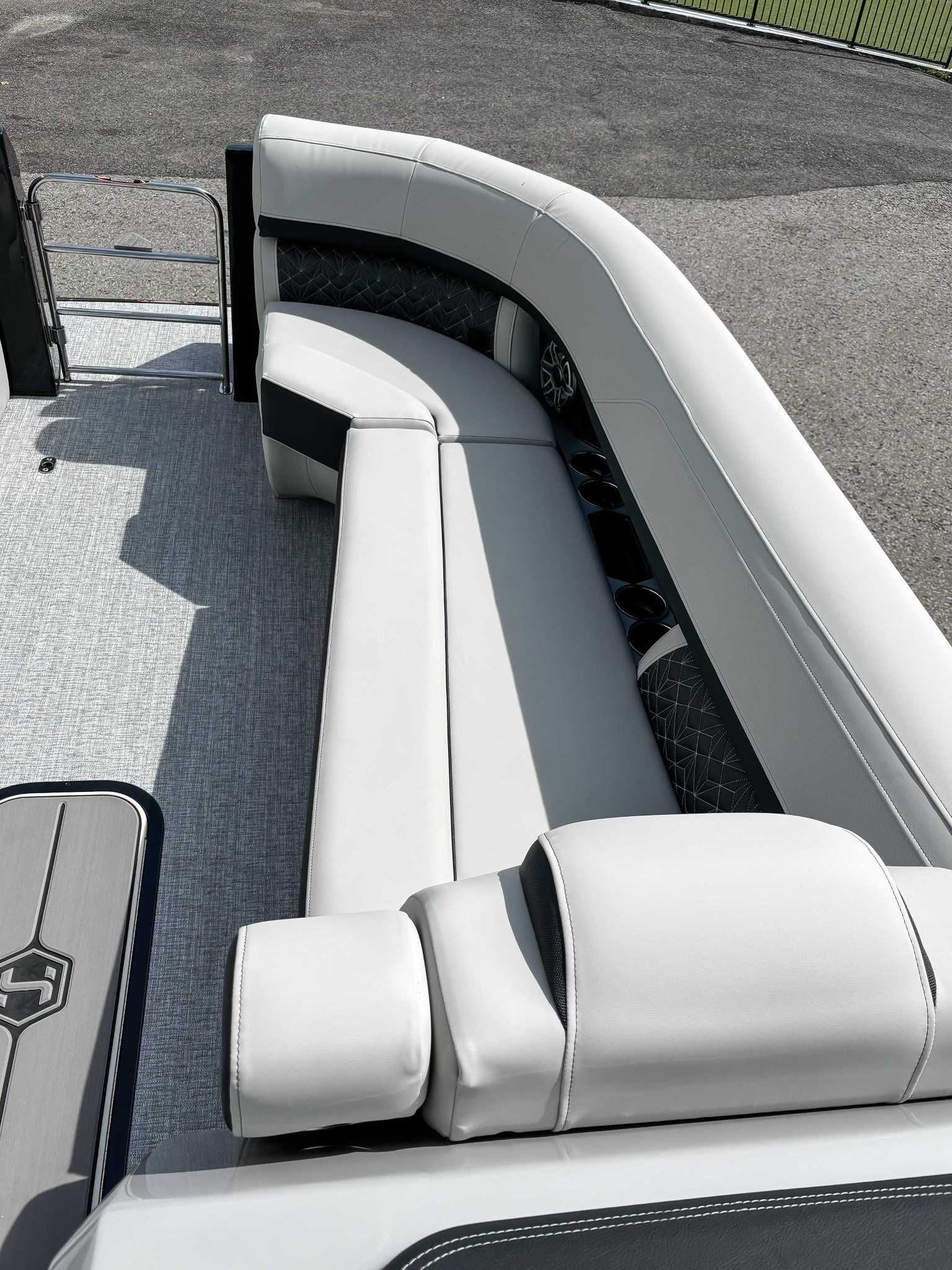 2026 Harris Grand Mariner 250 CWDH - 11