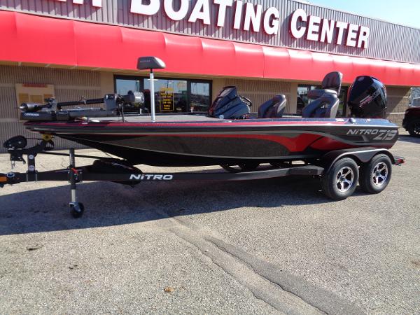 2024 Nitro Z19 Pro boat displayed outside a boating center.