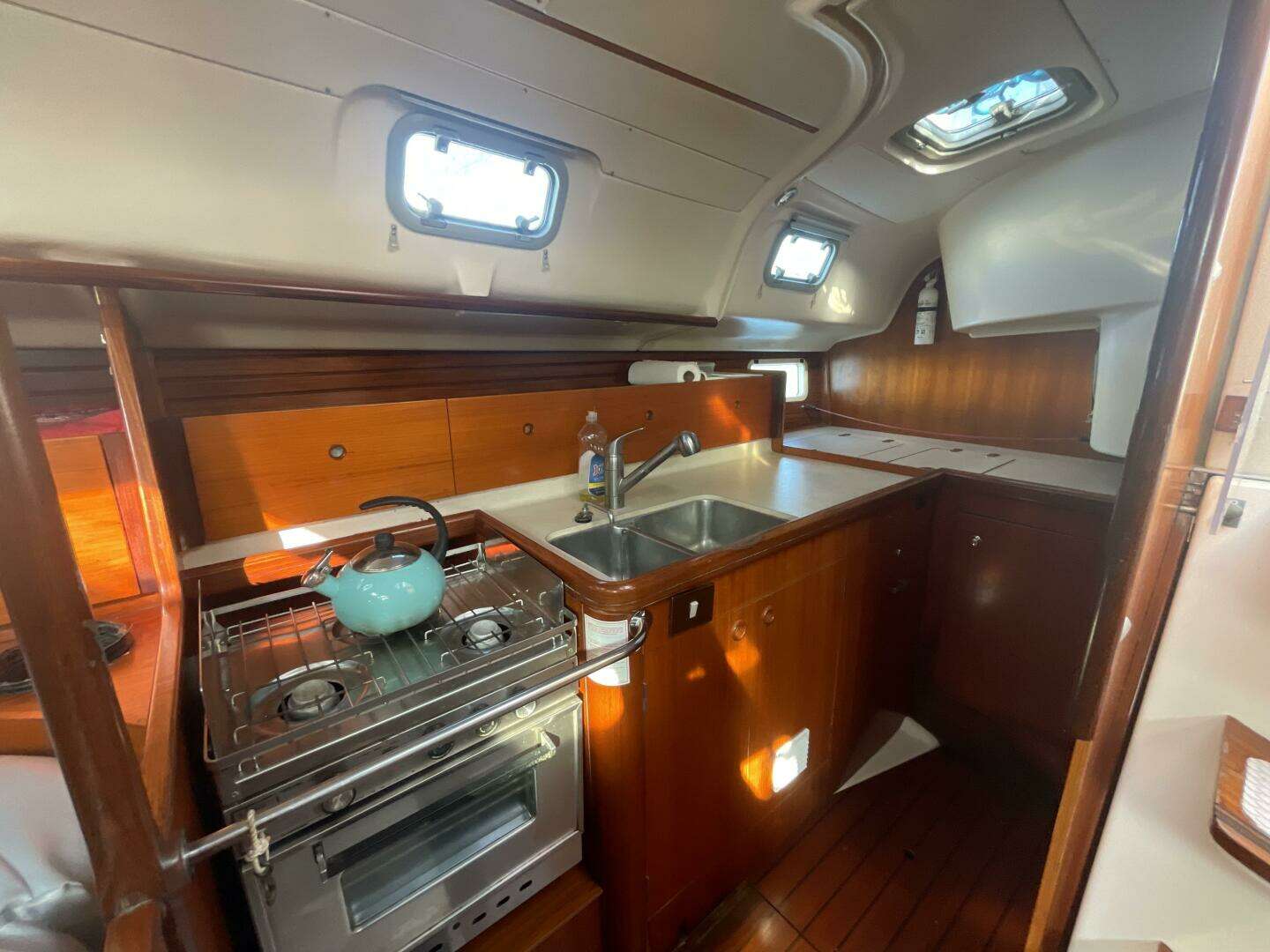1993 Beneteau Oceanis 400 - Image 16