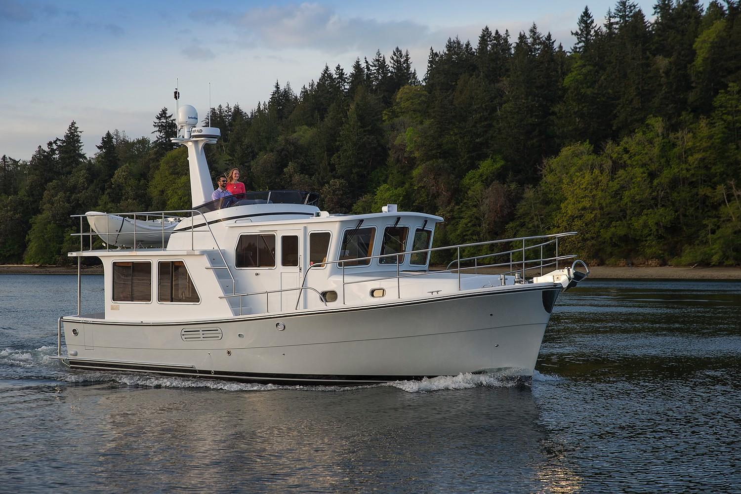2027 Helmsman Trawlers 38E Pilothouse