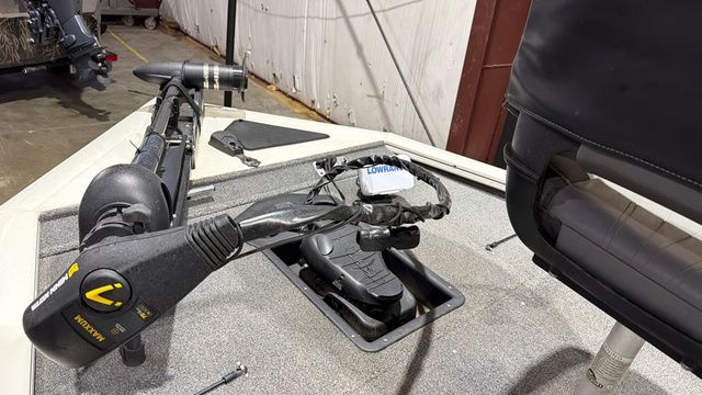 2023 Tracker Pro Team 195 TXW W/ Mercury 150 - 22