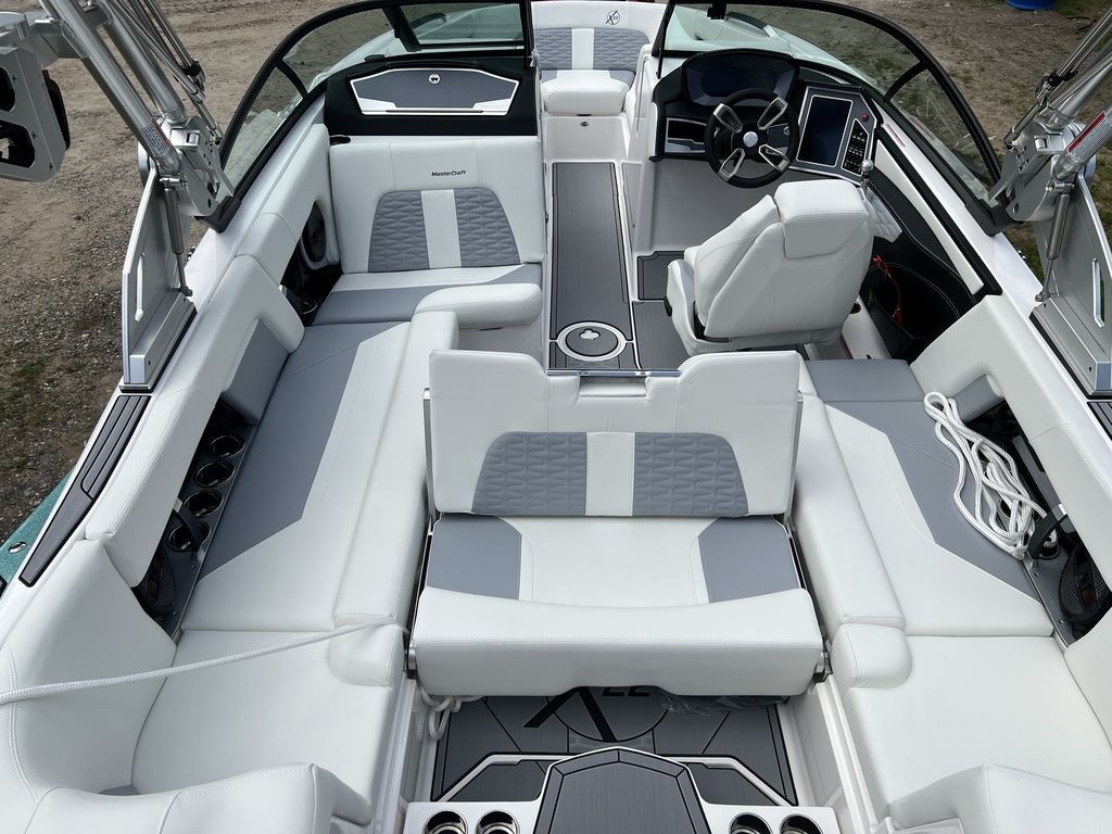 2024 MasterCraft X22 - 29