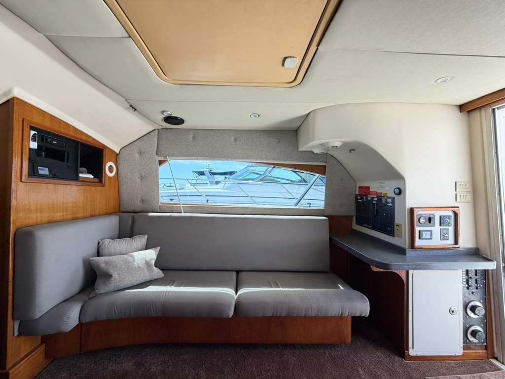 2000 Luhrs Tournament 340 Convertible - 35