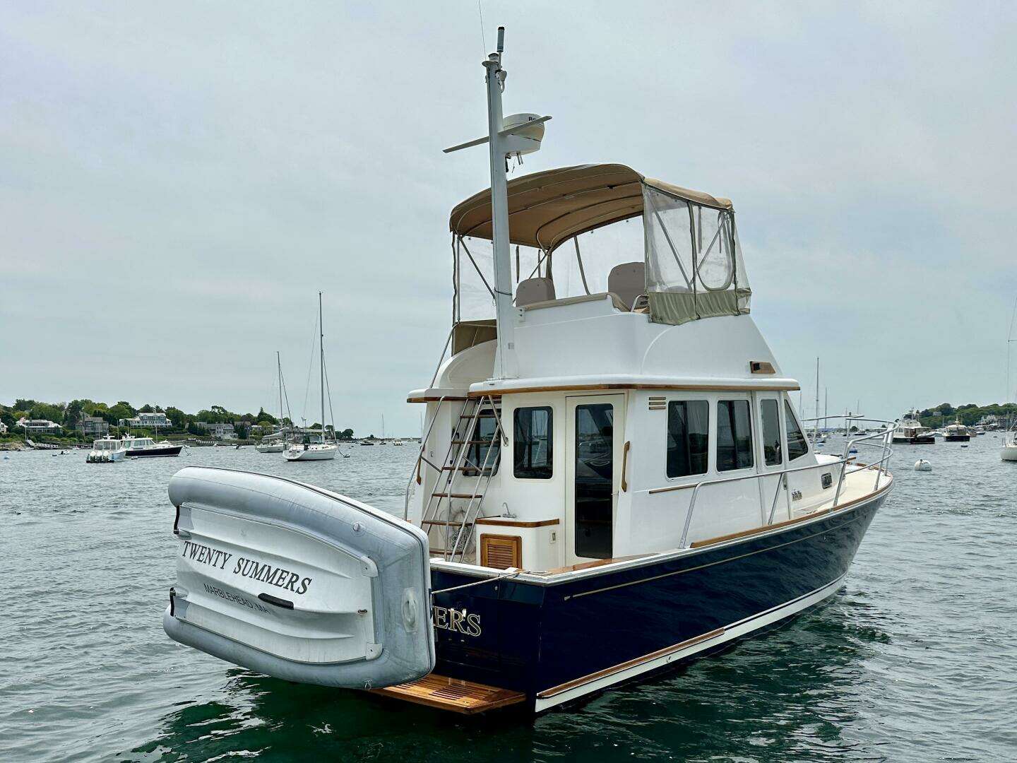 2002 Sabreline 36 Flybridge - Image 4