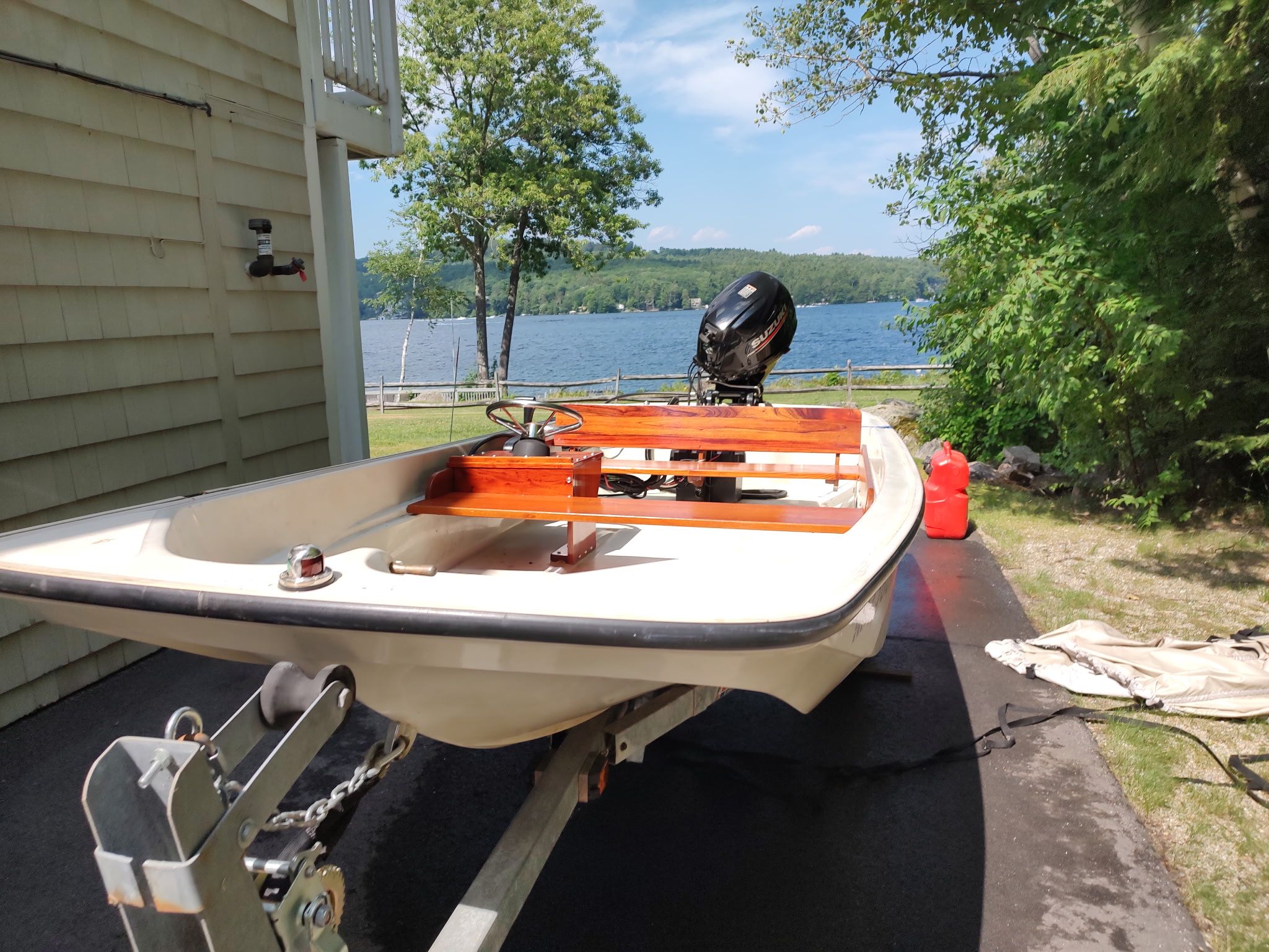 1987 Boston Whaler Sport 13