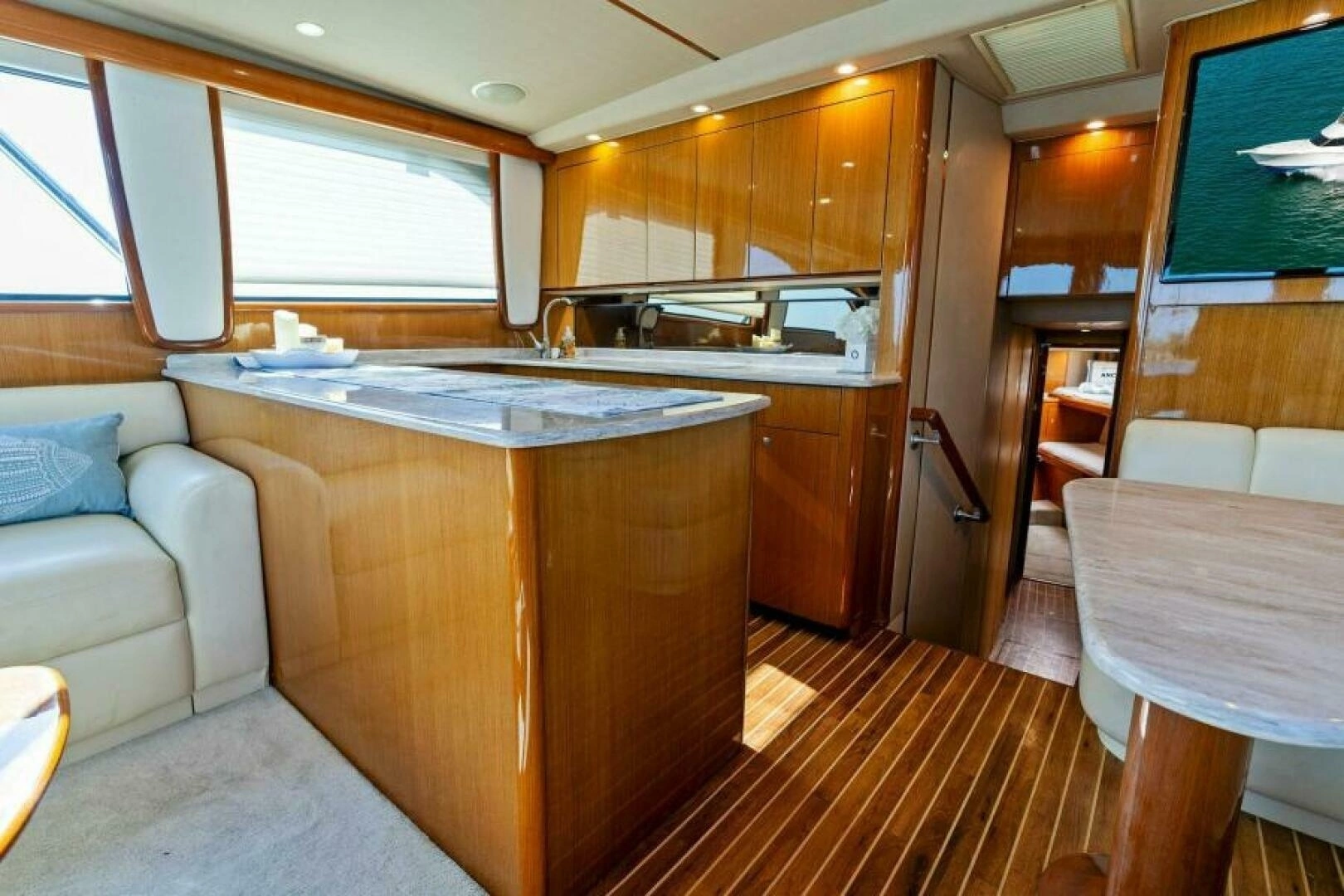 2003 Viking 48 Convertible - Image 24
