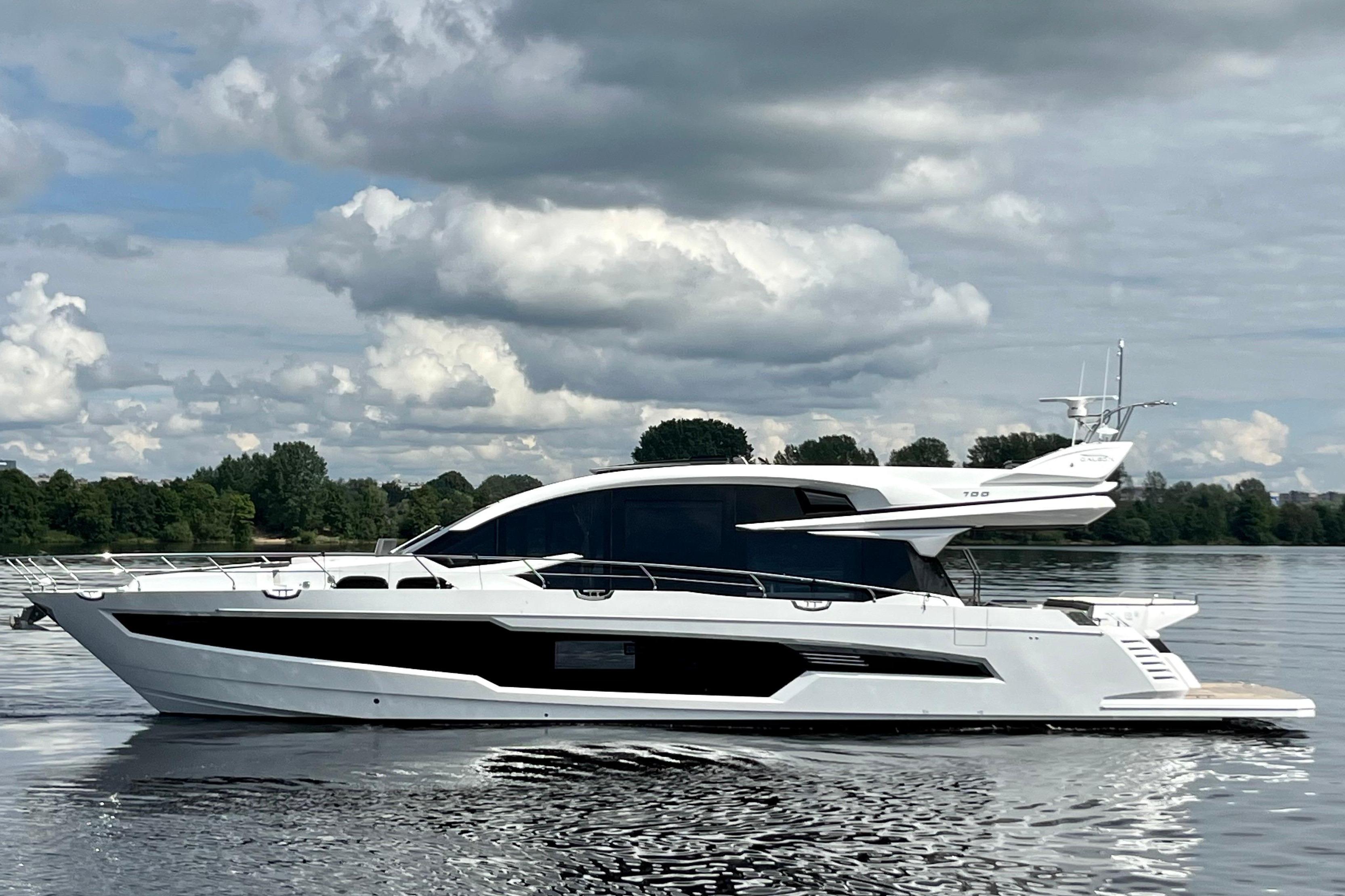 2025 Galeon 700 Sky