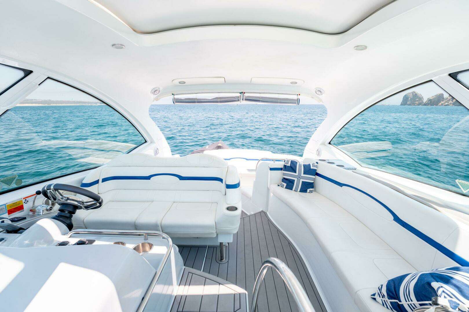 2007 Formula 45 Yacht - Image 44