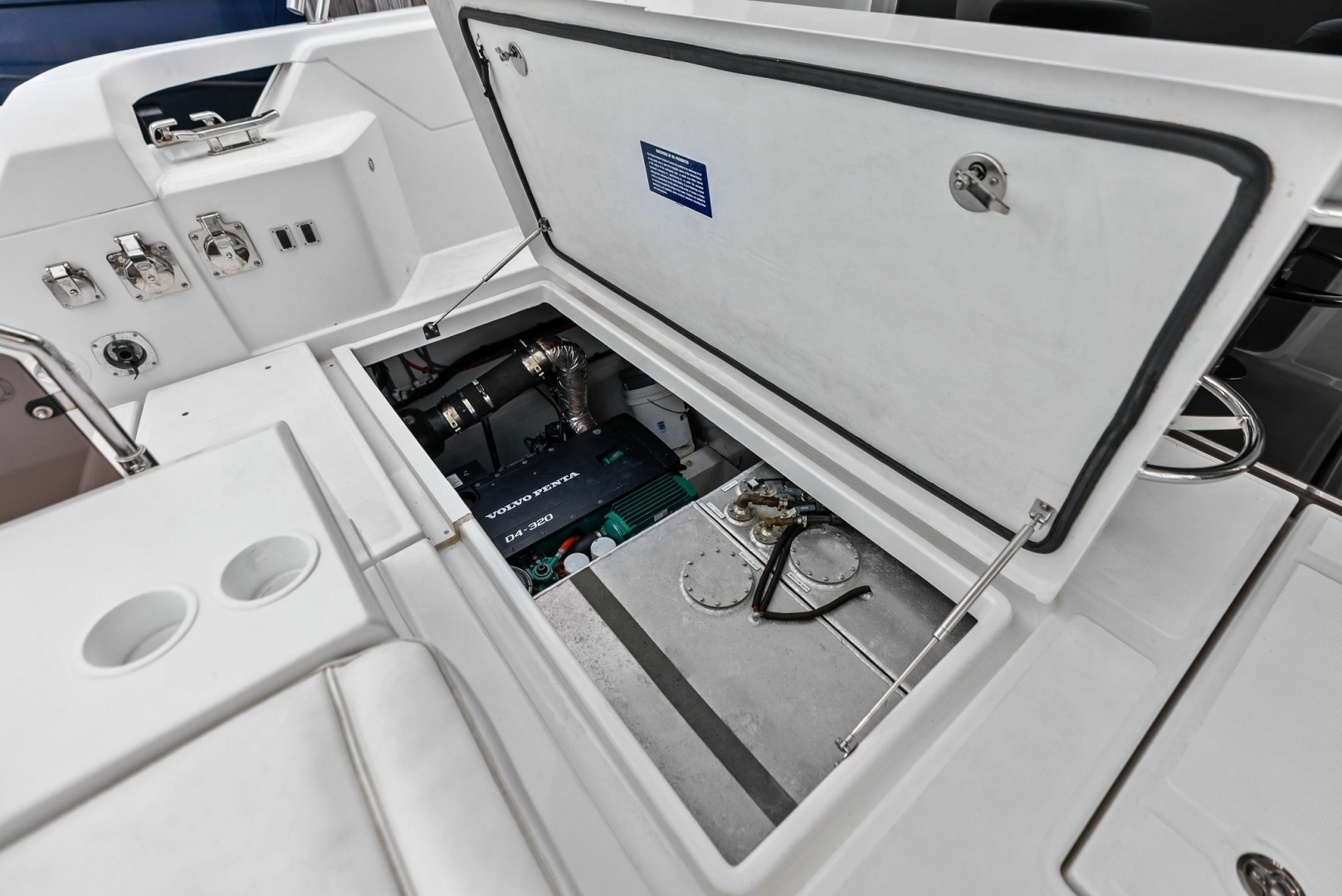 2021 Aquila — - Image 22
