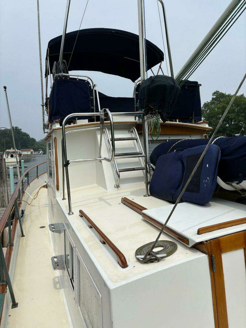1978 Grand Banks 36  Classic - Image 36