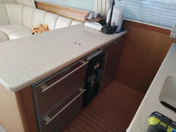 2002 Ocean Yachts Super Sport - 29