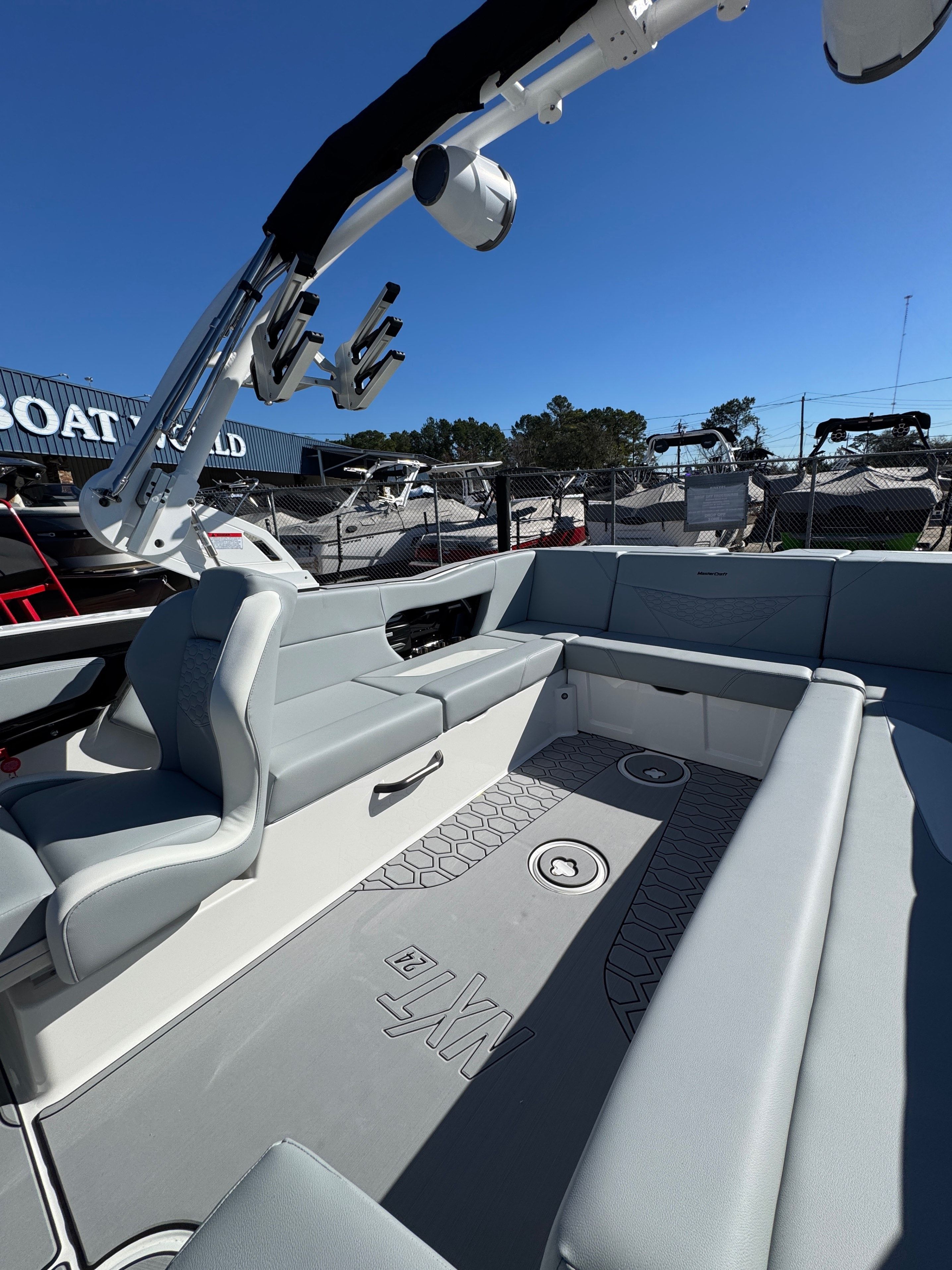 2026 MasterCraft NXT24 - 23