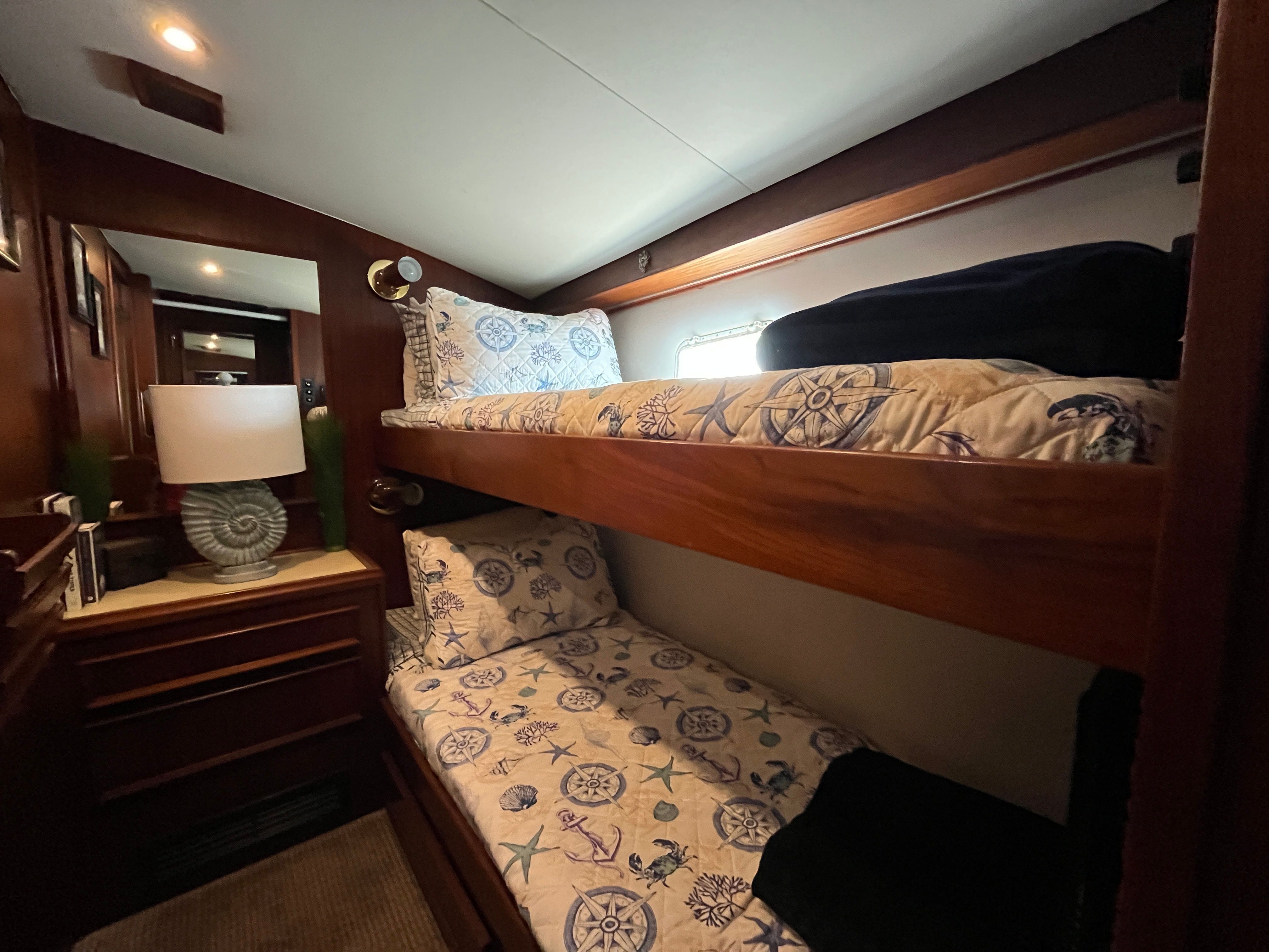 1980 Hatteras 55 Convertable - 50