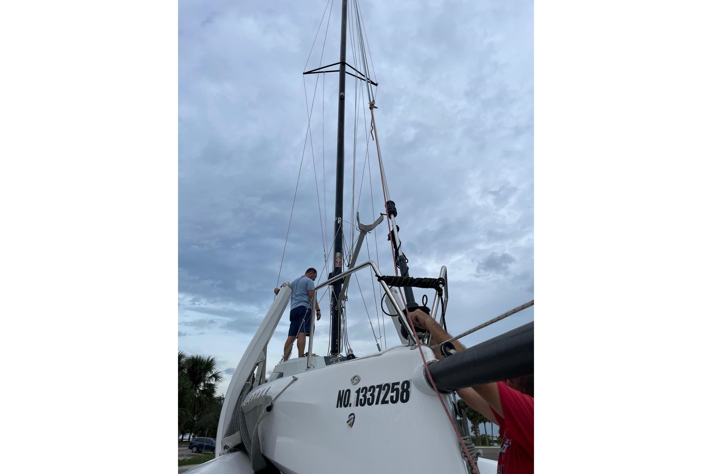 2021 Corsair 880 Sport