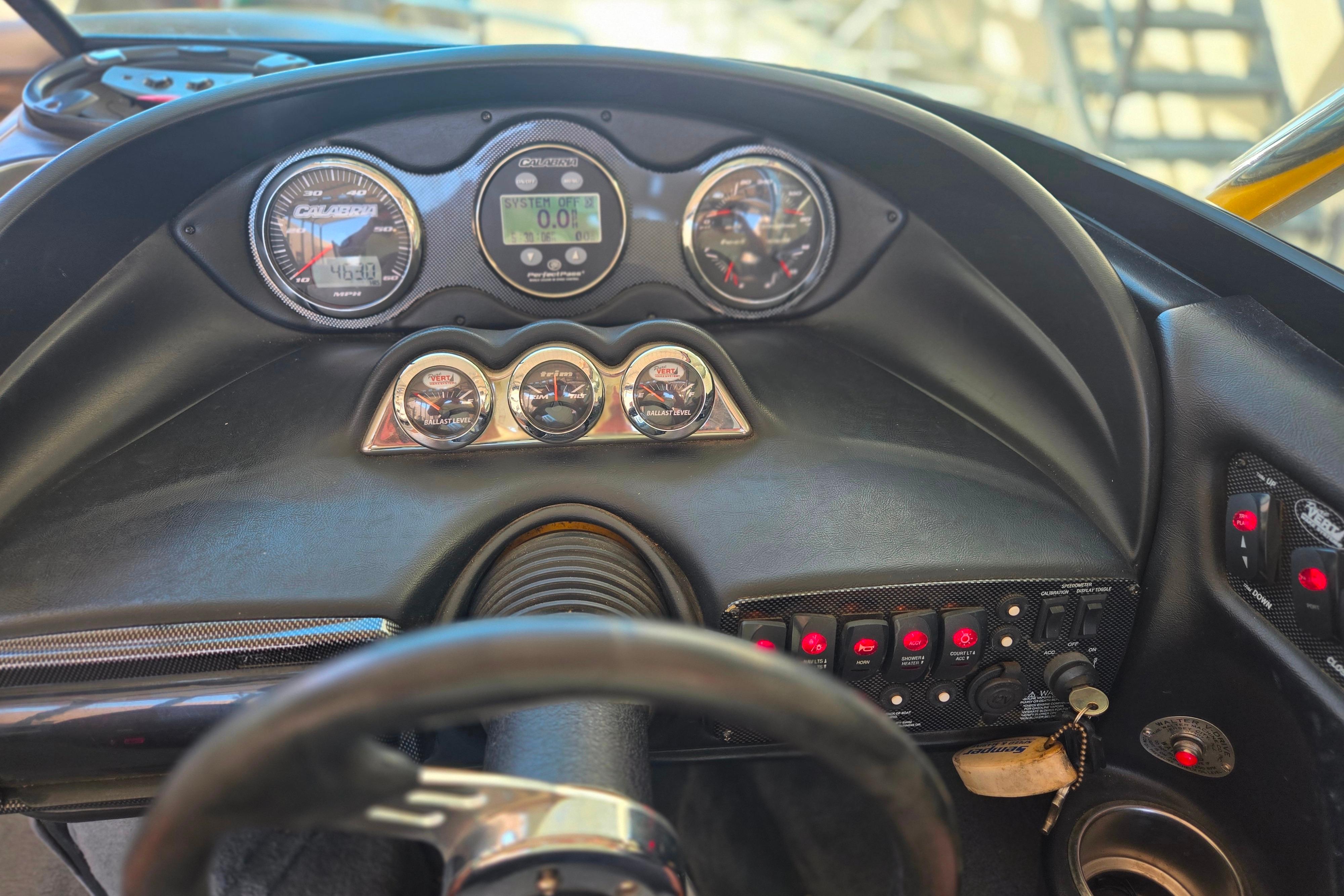 Dashboard of a 2007 Calabria CAL AIR PRO V boat with gauges and controls.