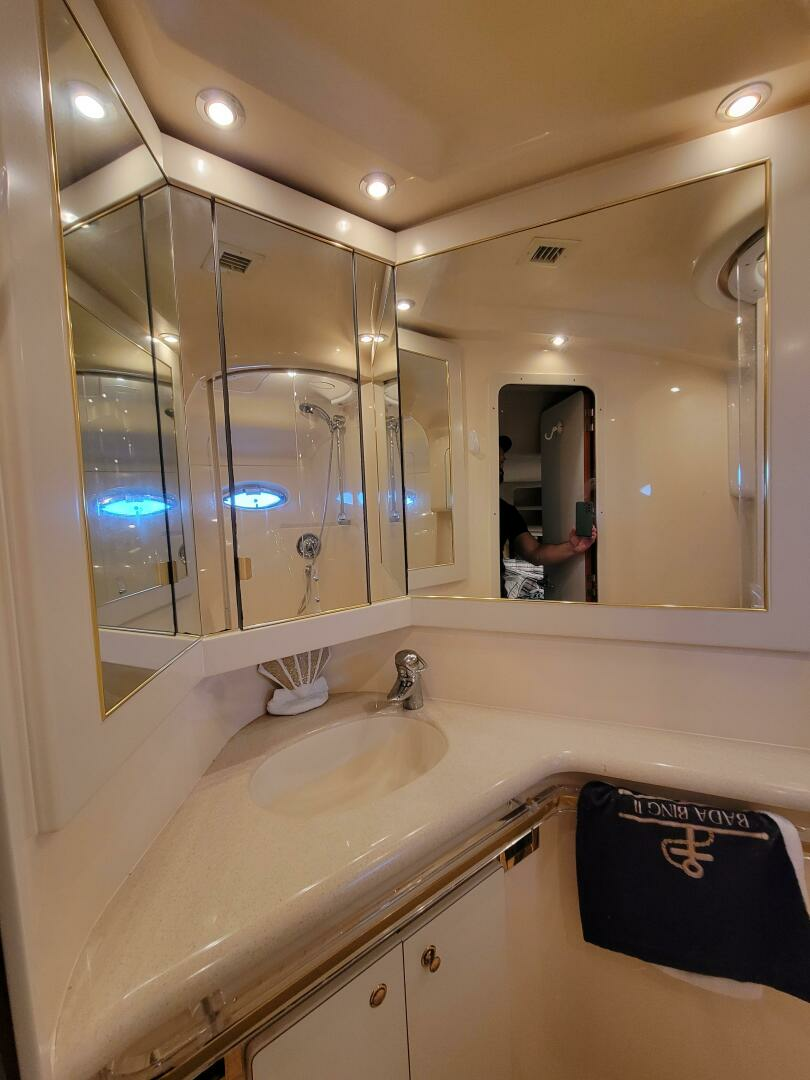 2000 Sea Ray 540 Sundancer - Image 59