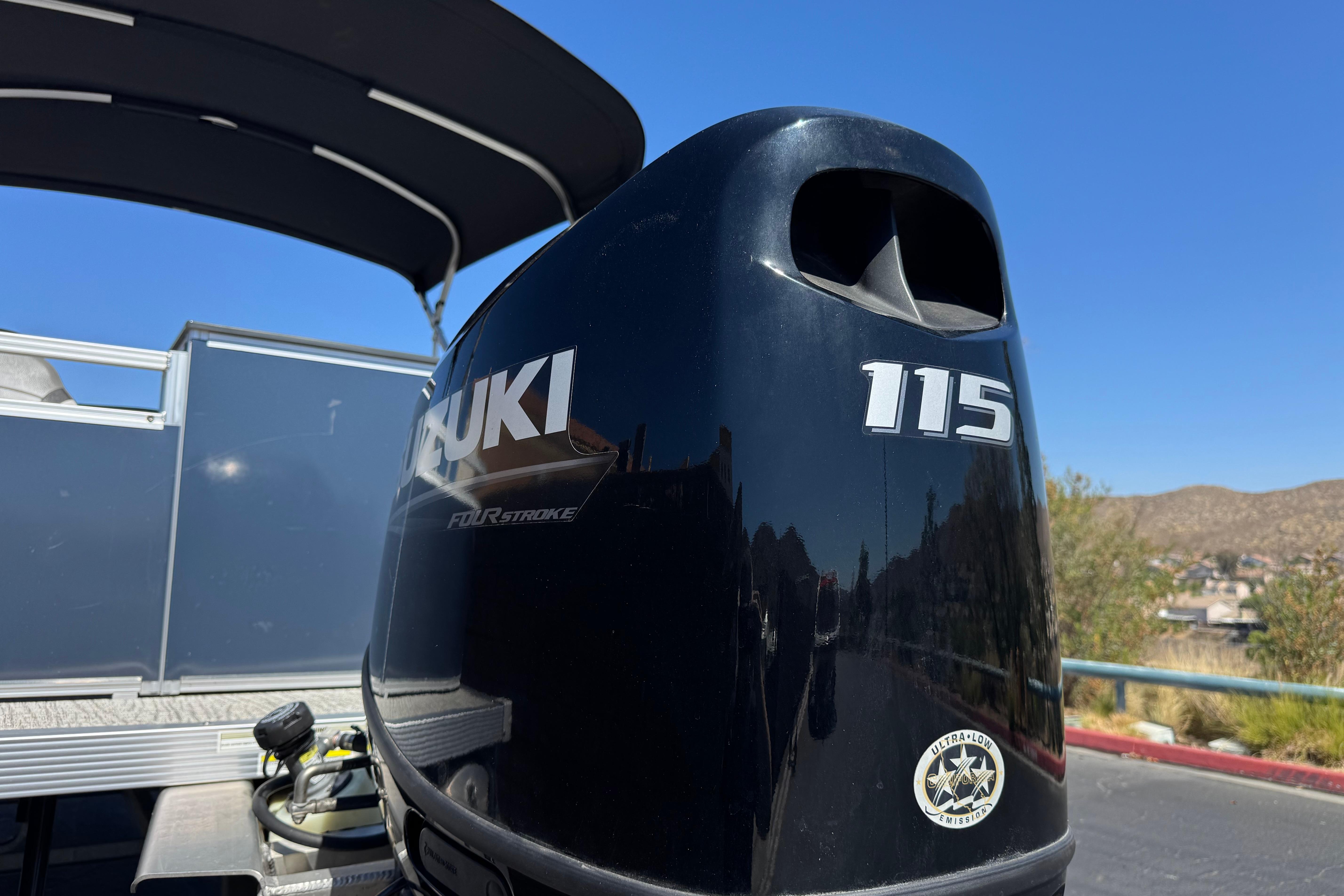 2023 Avalon Venture Fish N Cruise boat with Suzuki 115 horsepower engine.