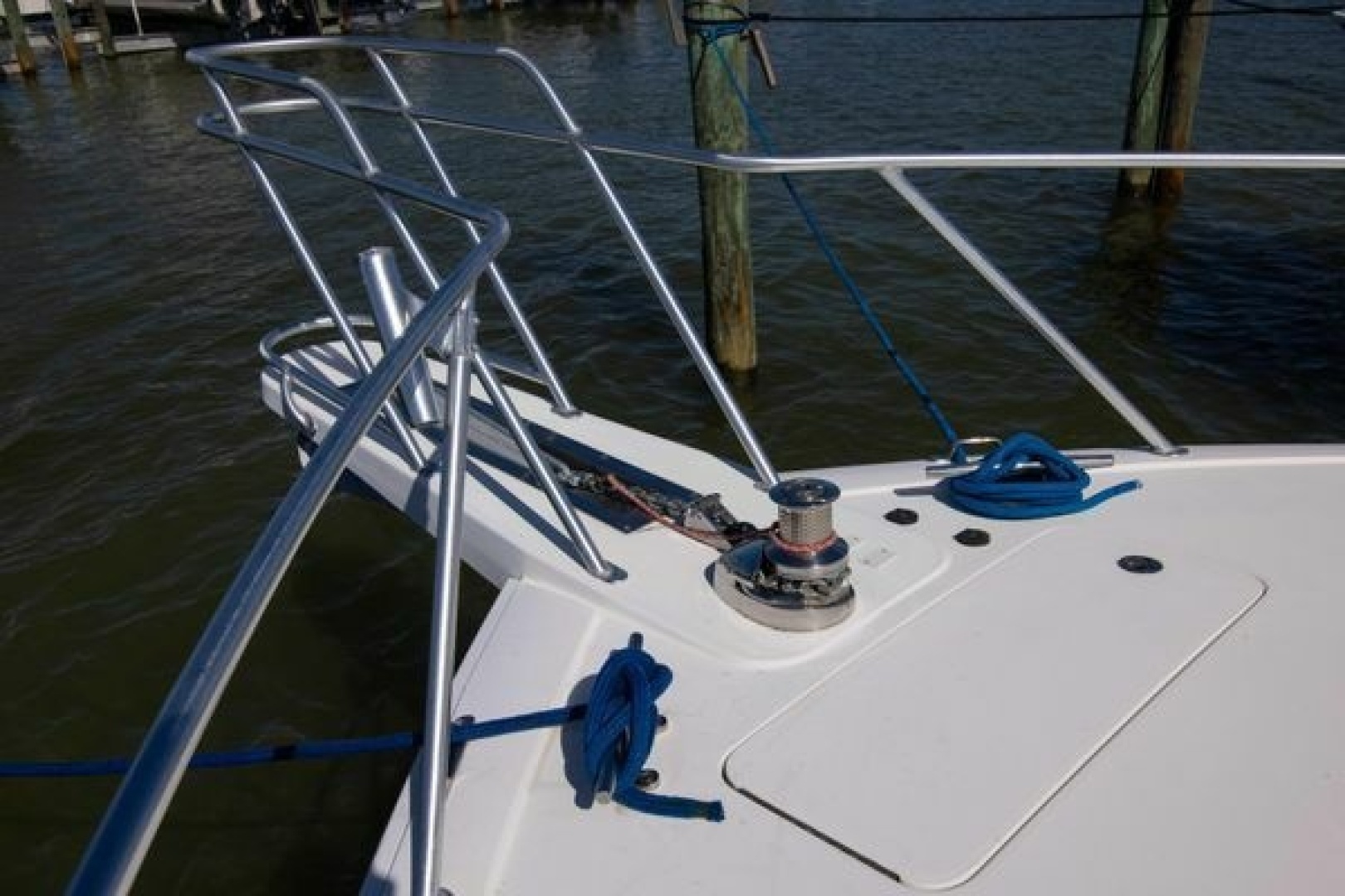 2007 Viking 52 Convertible - Image 38