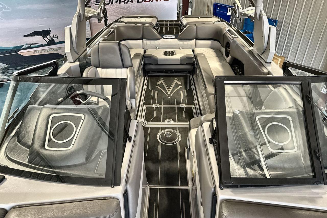 2021 Supra SE 550 boat interior with luxurious seating and modern design.