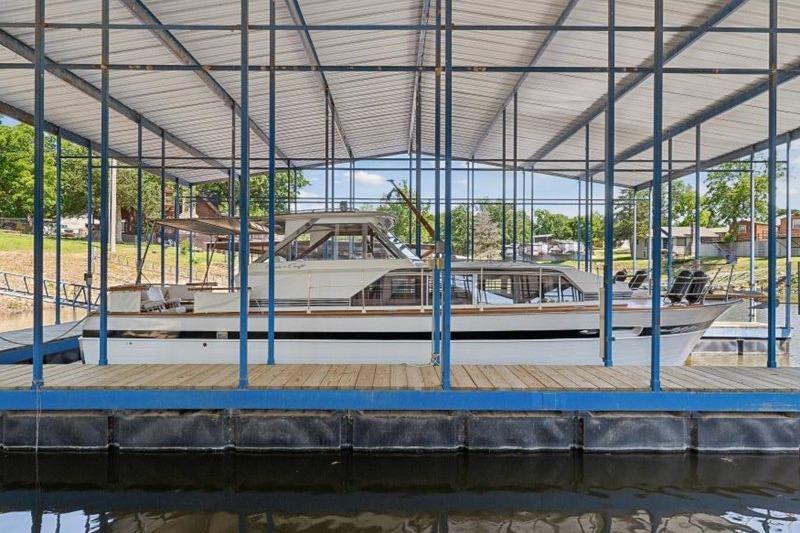 1964 Chris-Craft 37 Constellation