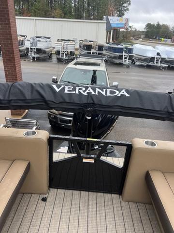 2025 verada VX22RC Luxury Tri-Toon - 17