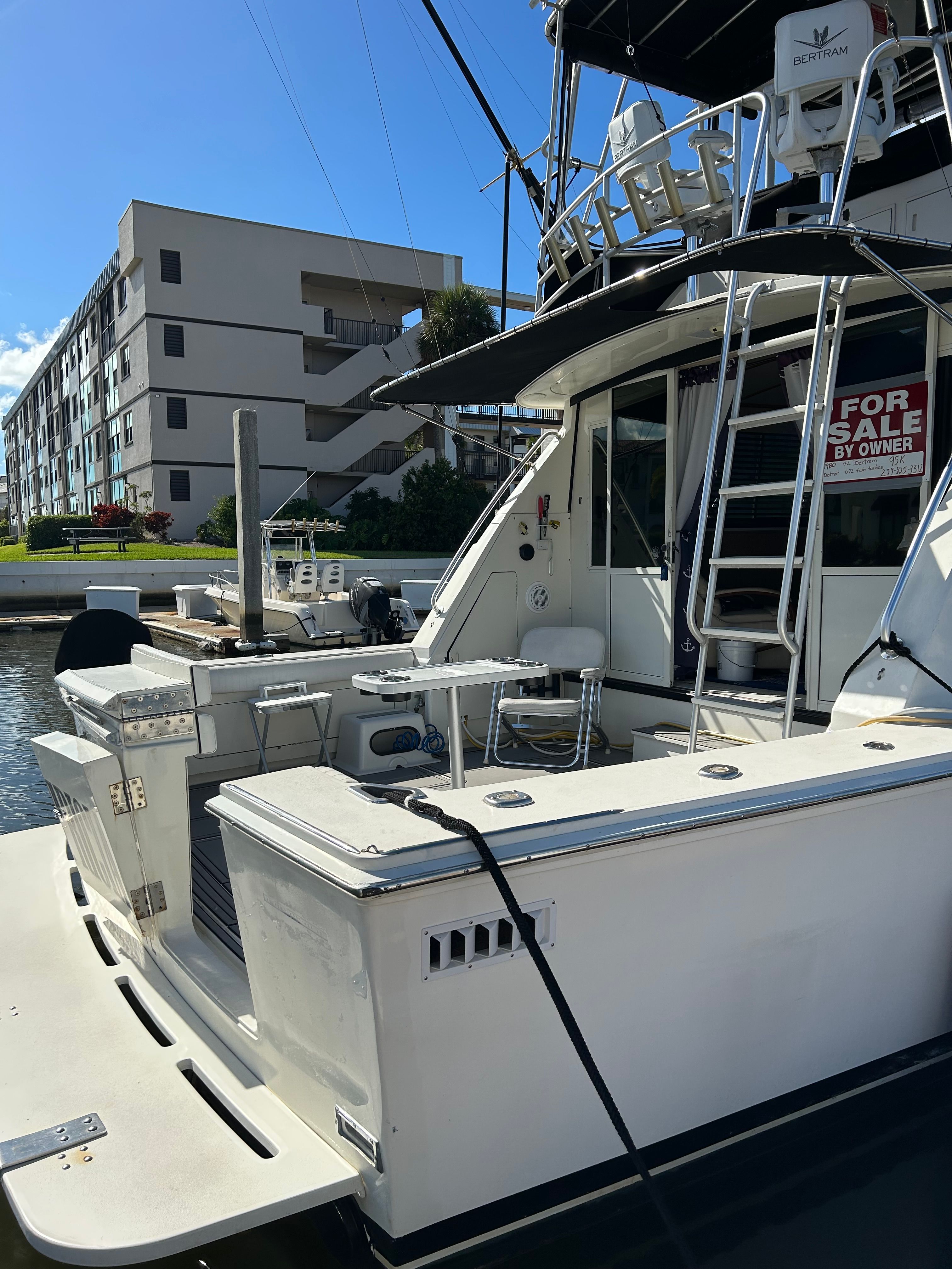 1980 Bertram 42 Sport Fisherman - 3