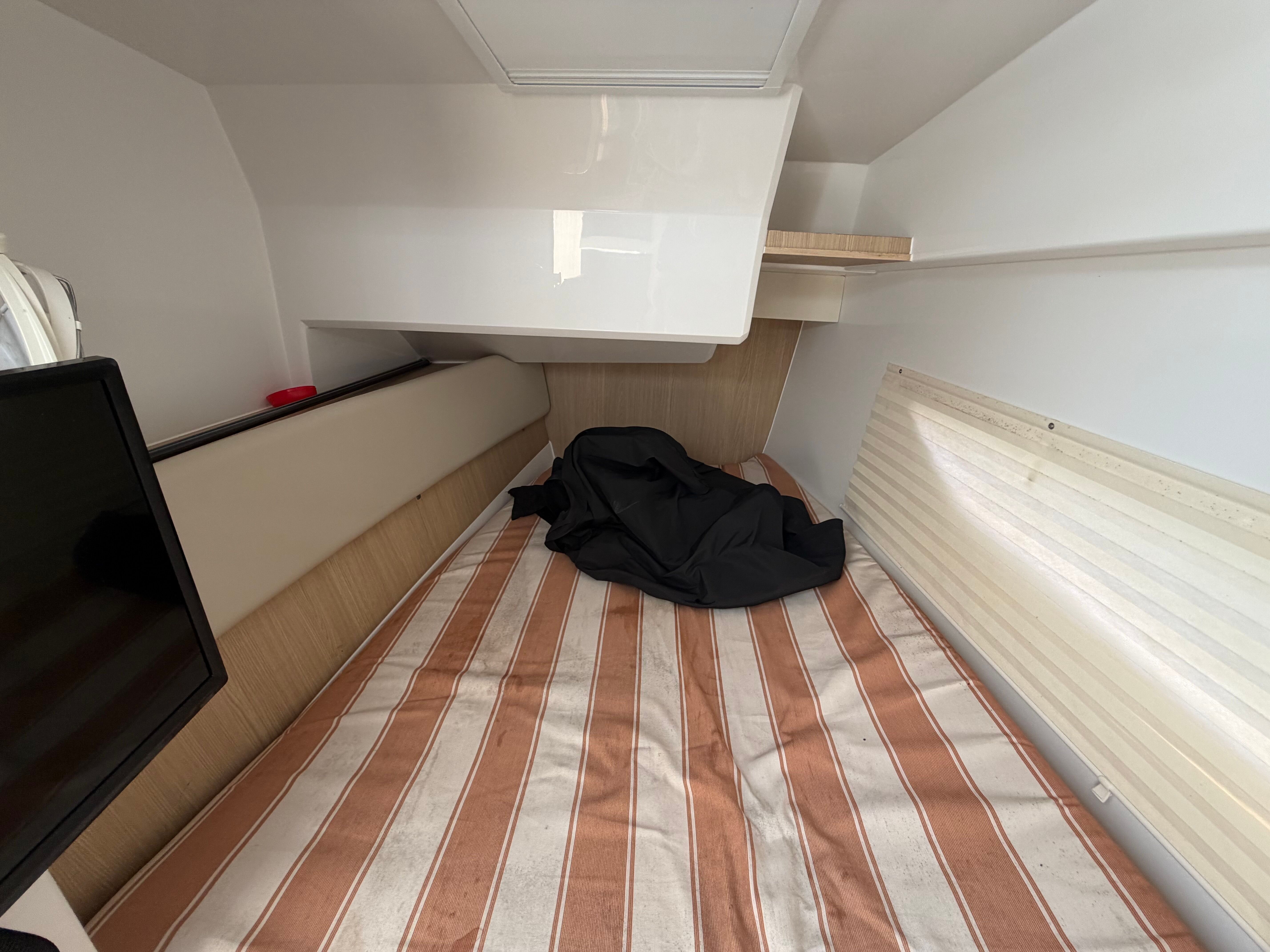 2020 AQUILA 36 SP - Image 28