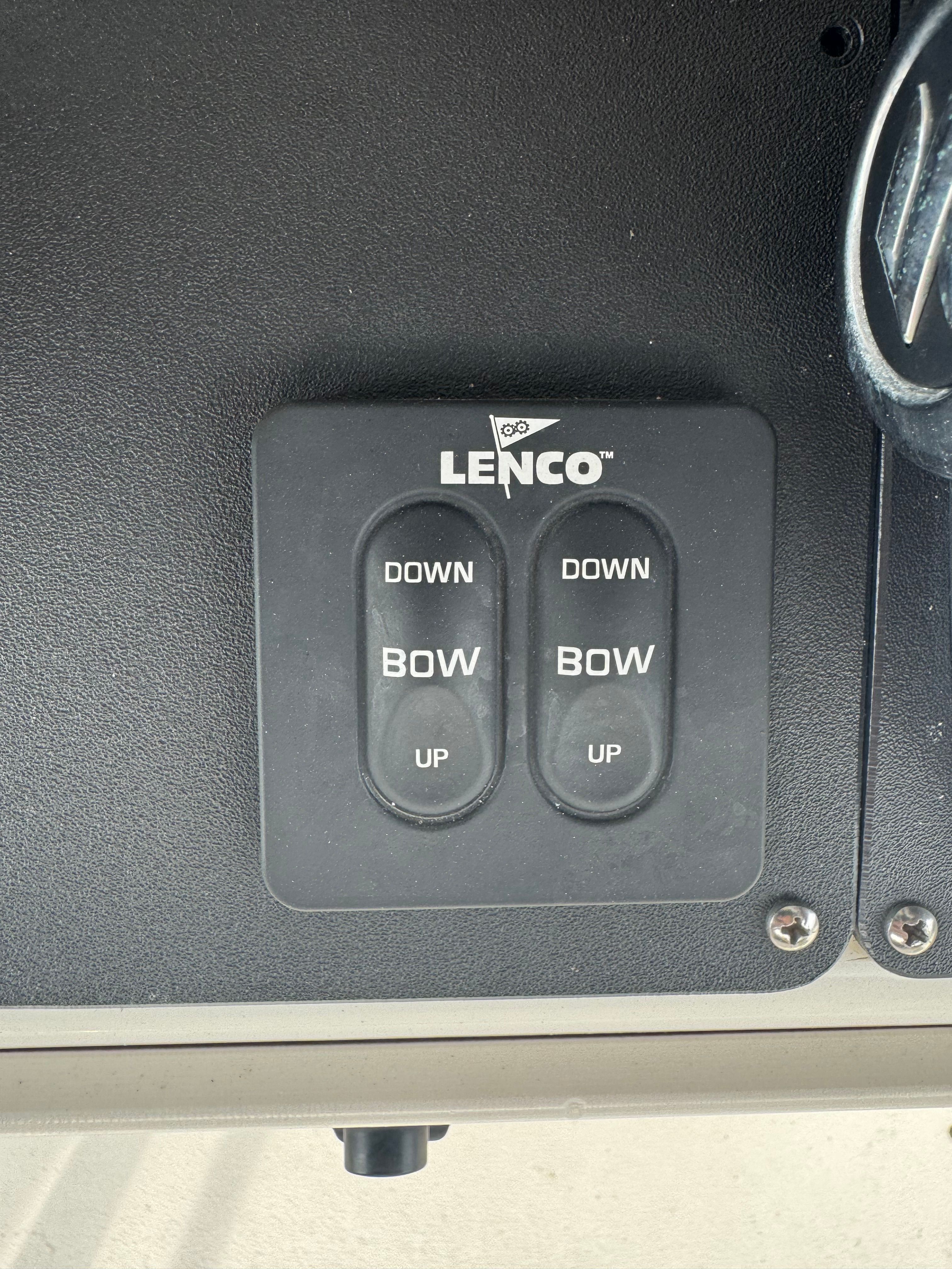Lenco control panel for 2004 ShearWater LTZ, trim tab switches.