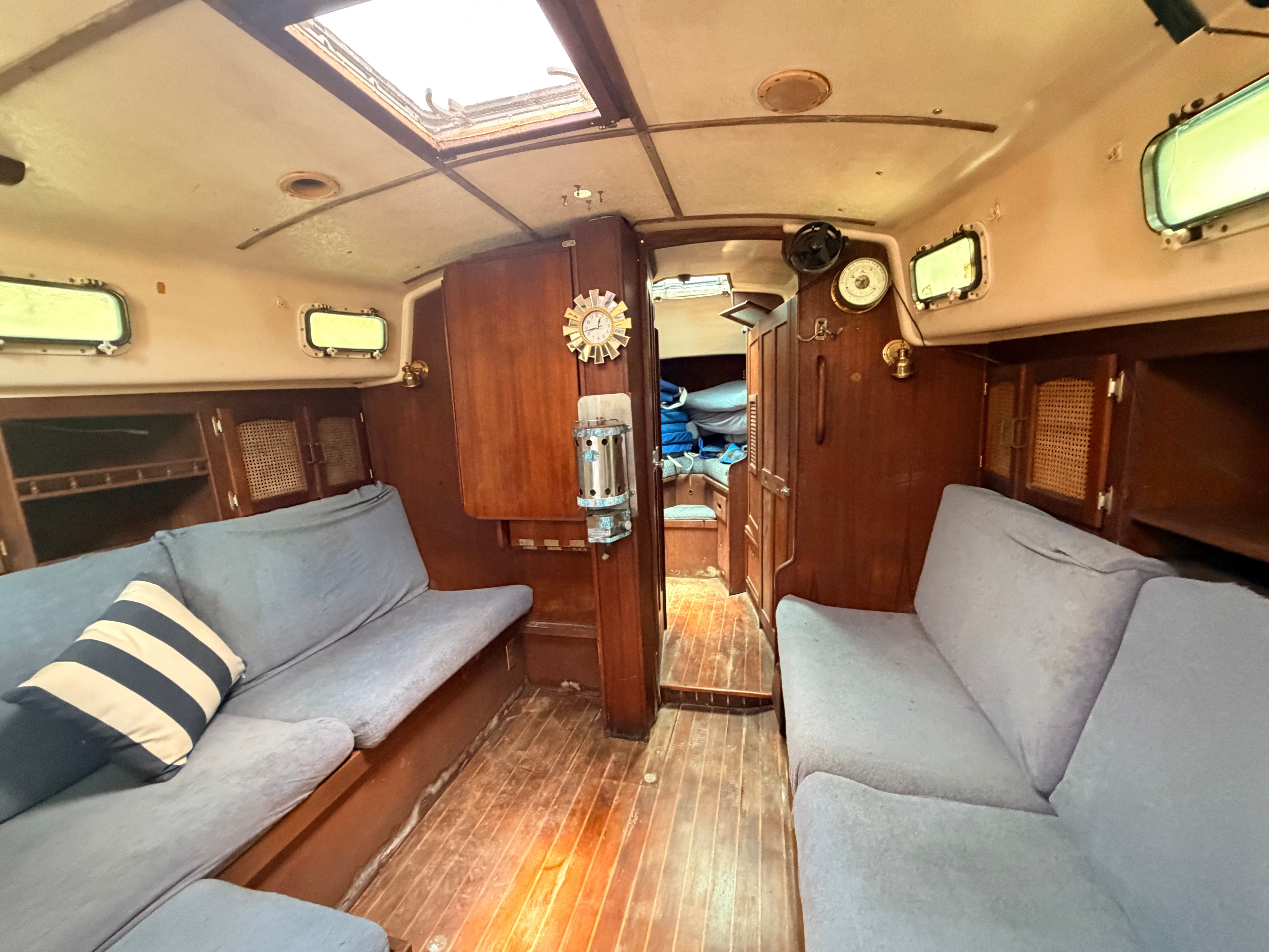1983 Aloha 34 - 2