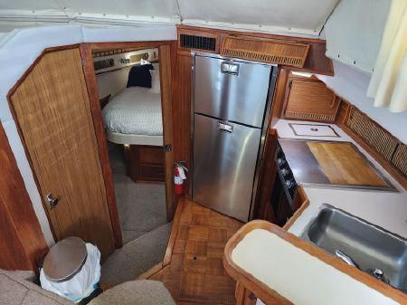 1987 Sea Ray 360 Aft Cabin - 3