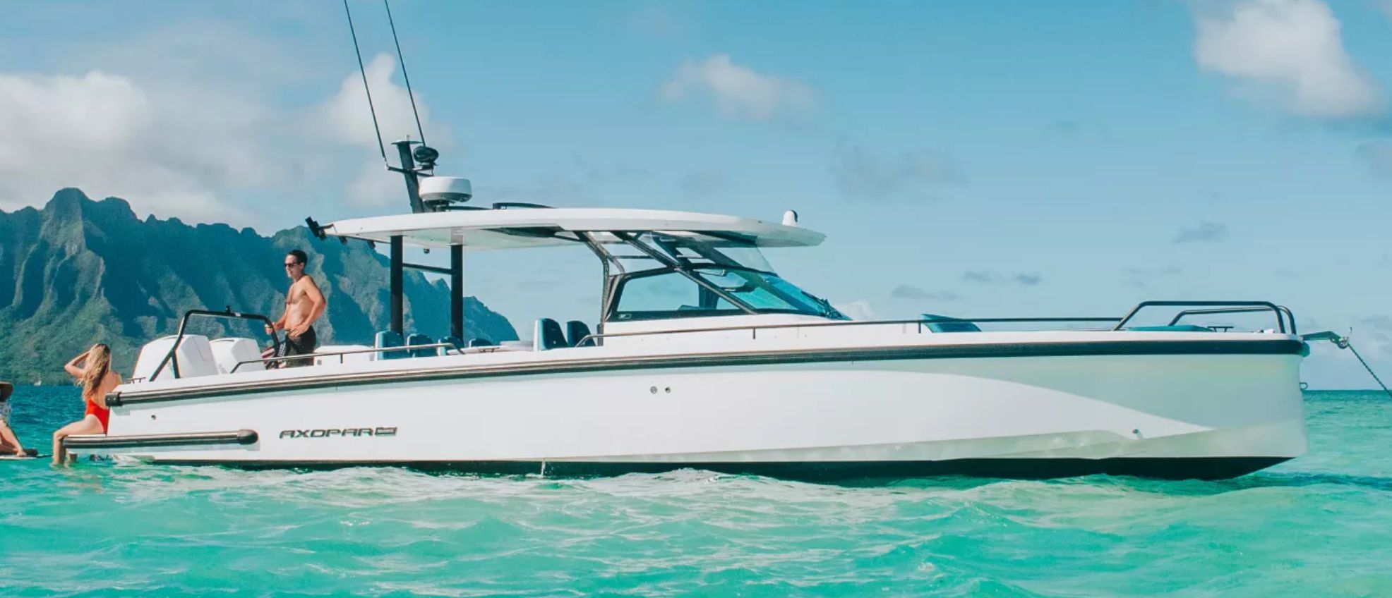 2026 Axopar 37 SUN TOP
