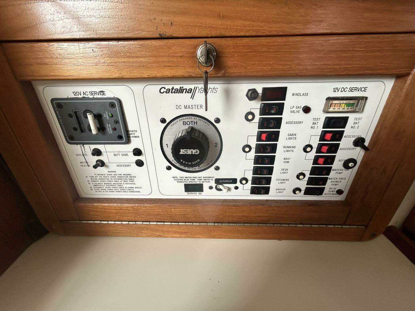 1995 Catalina 320 - Image 34
