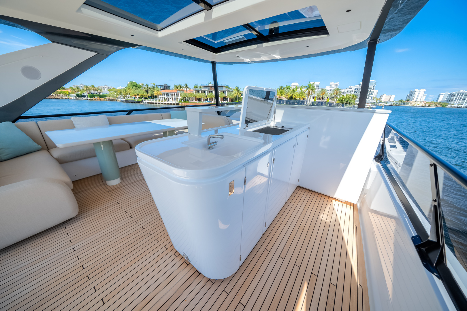 2026 Azimut Fly 72 - Image 49