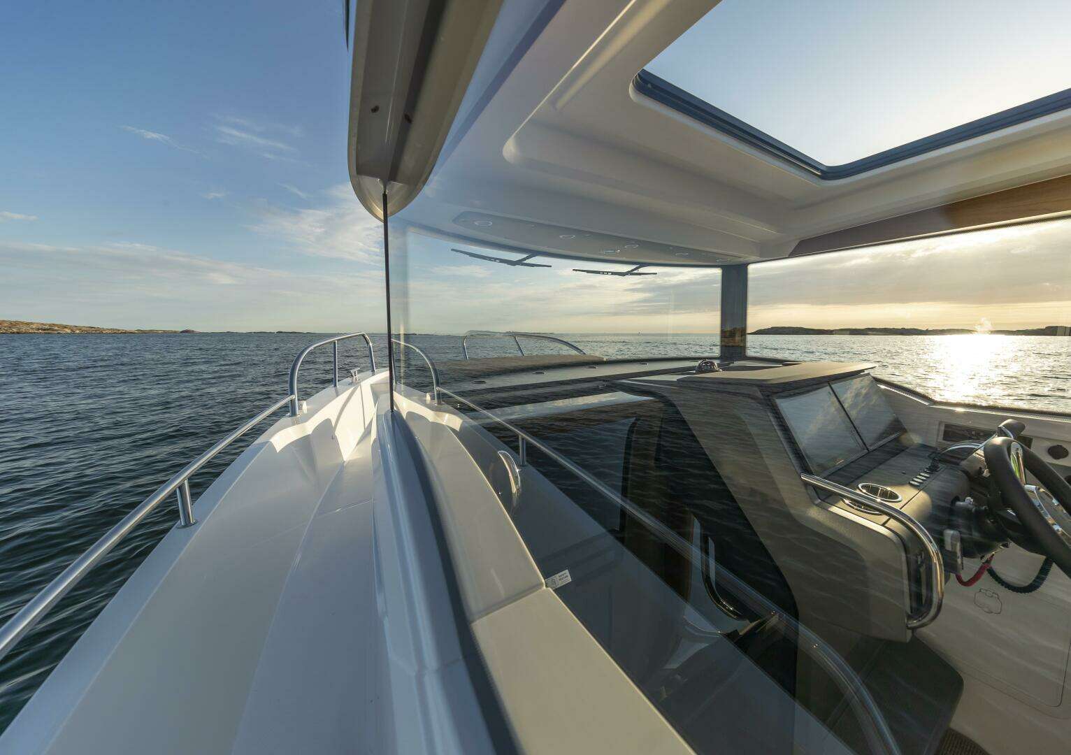 2026 Nimbus Commuter 9 - Image 6
