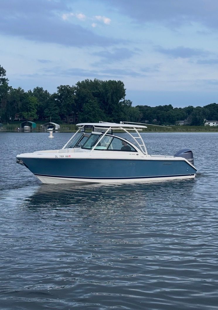 2013 Pursuit DC 265 Dual Console