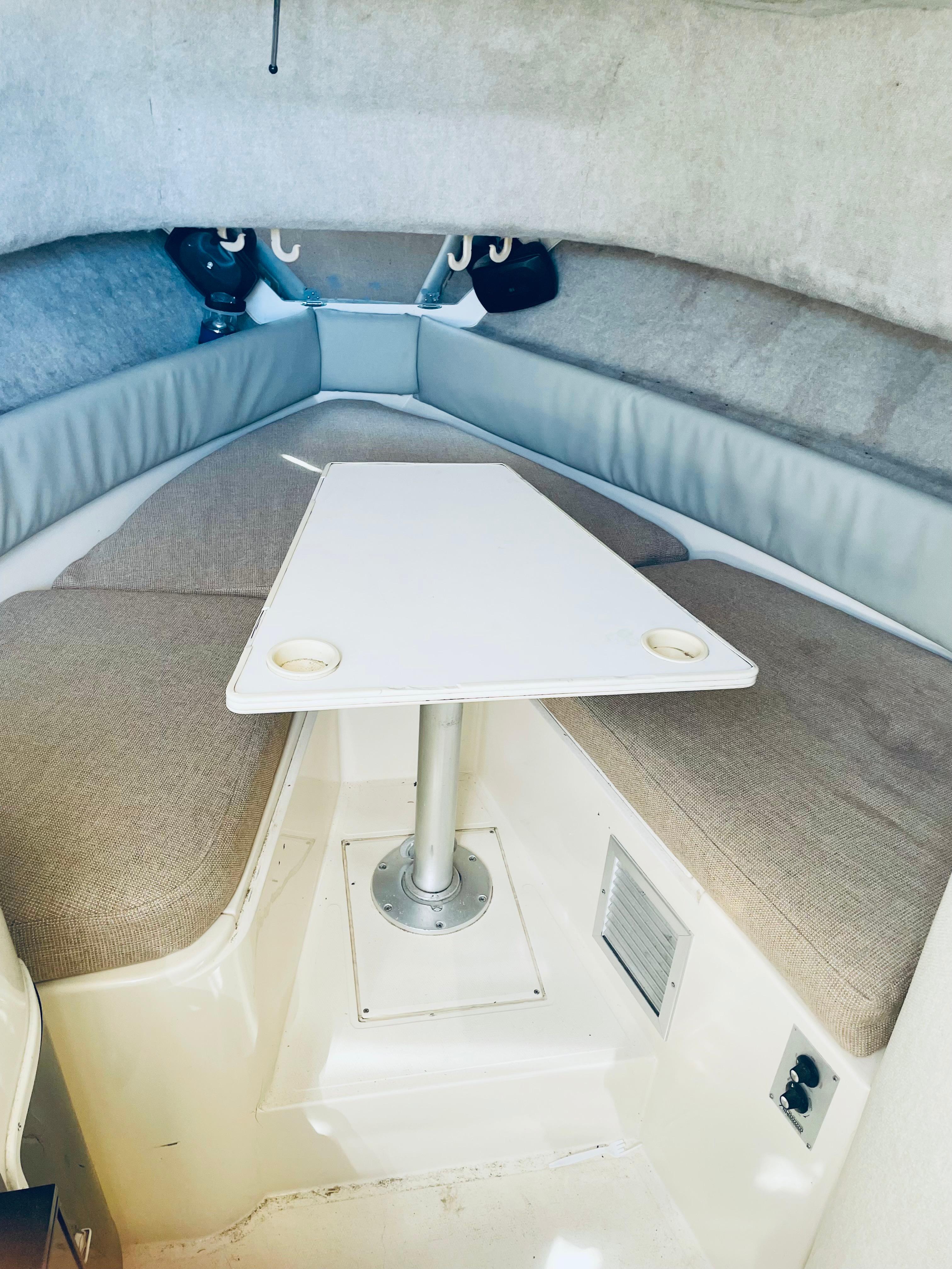1990 Grady-White Marlin 280 - 8