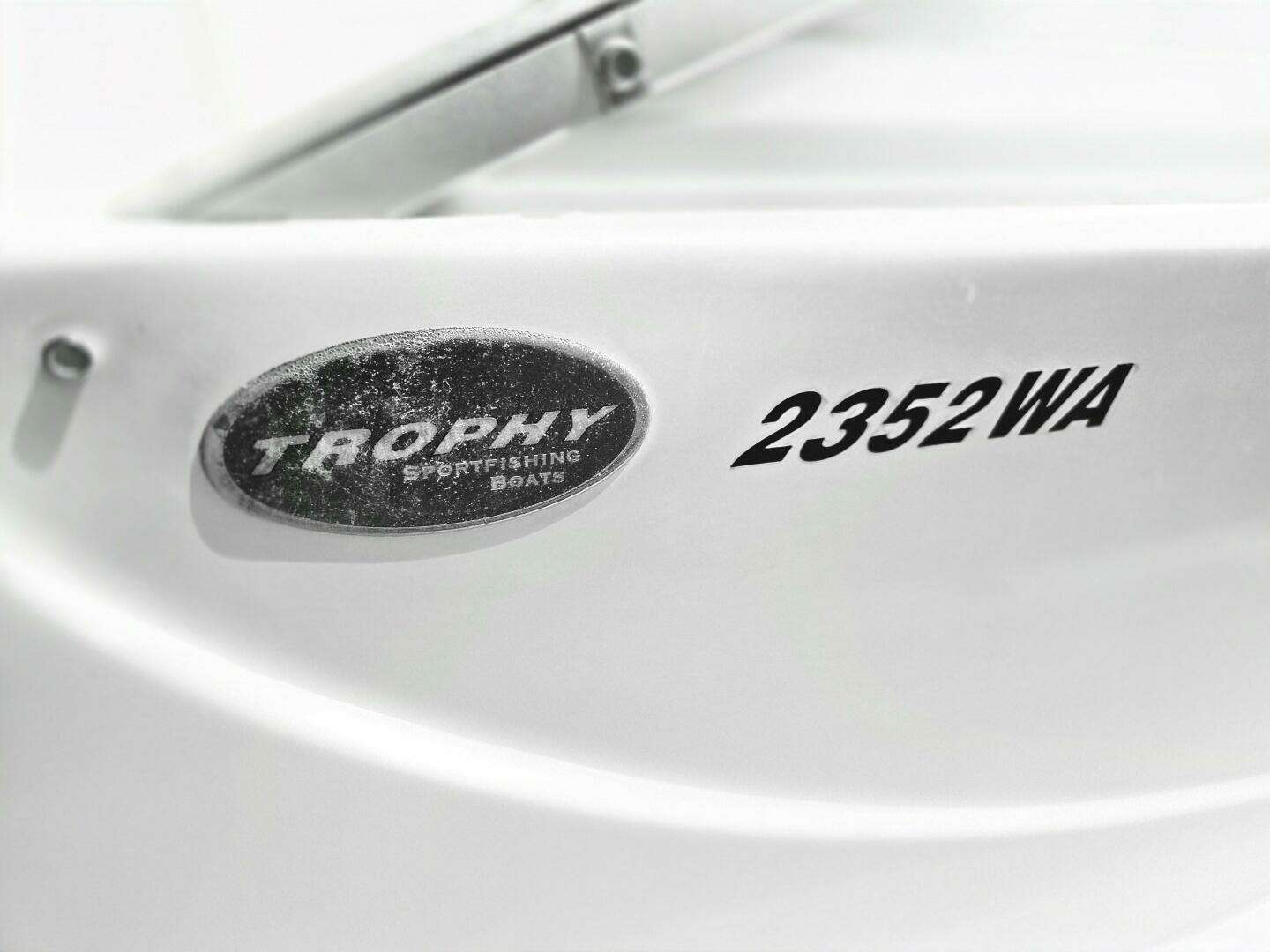 2005 Trophy — - Image 17