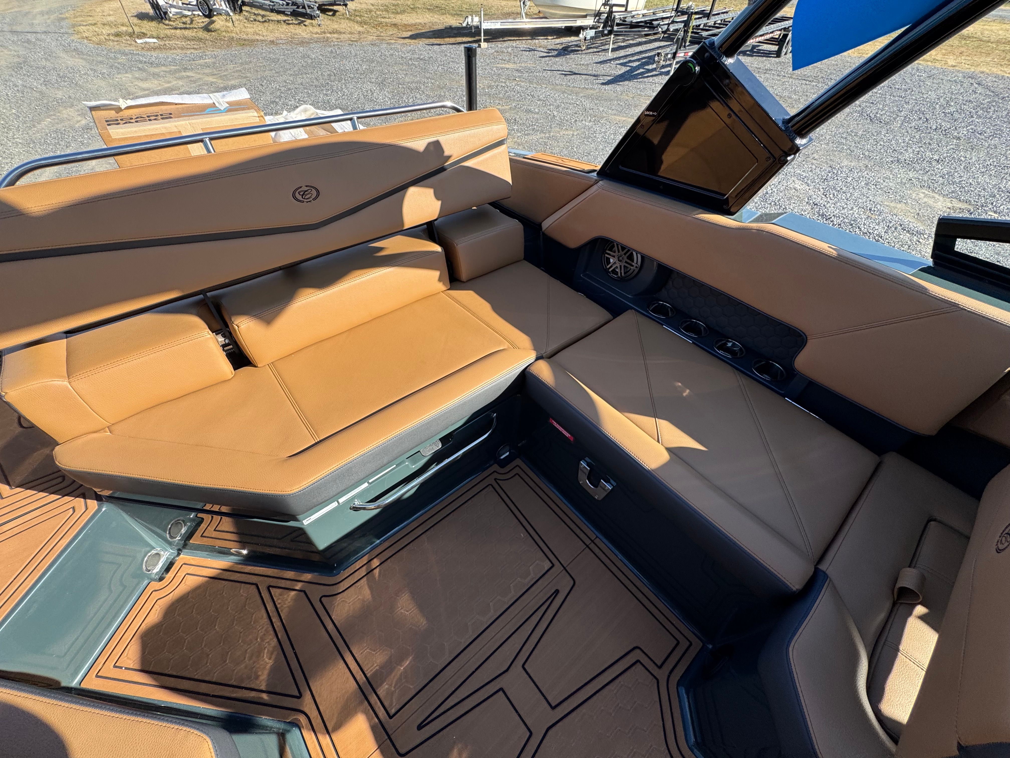 2026 Cobalt R4 Surf - 31
