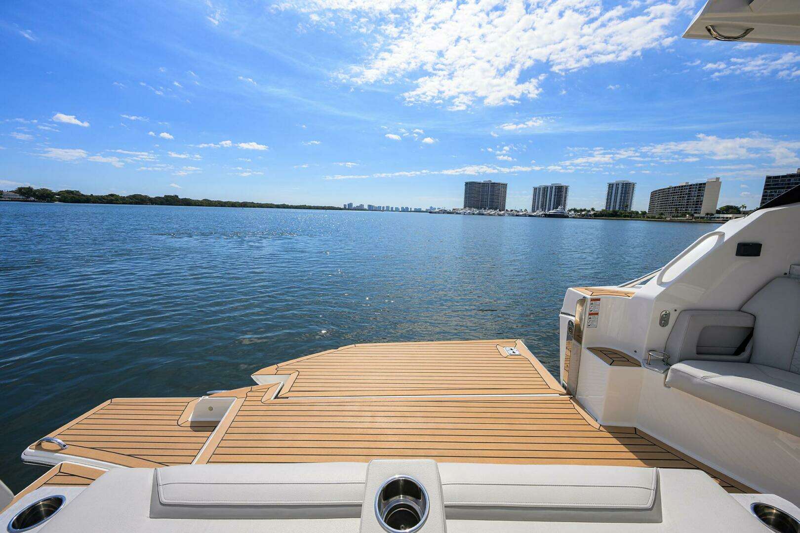 2022 Tiara Yachts 43 LE - Image 43