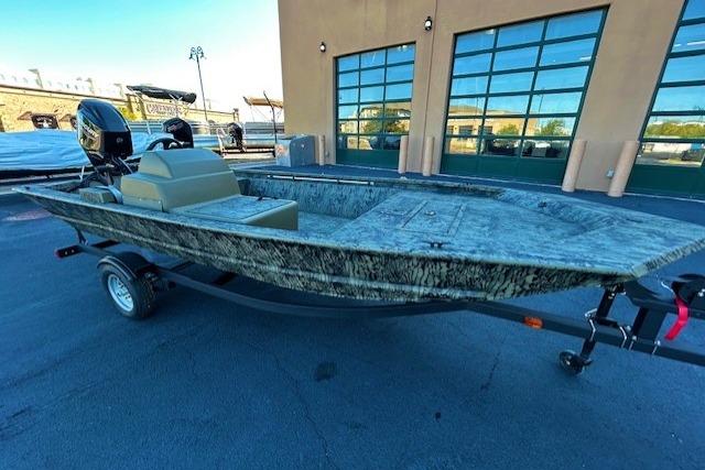2026 Tracker Grizzly 1648 SC