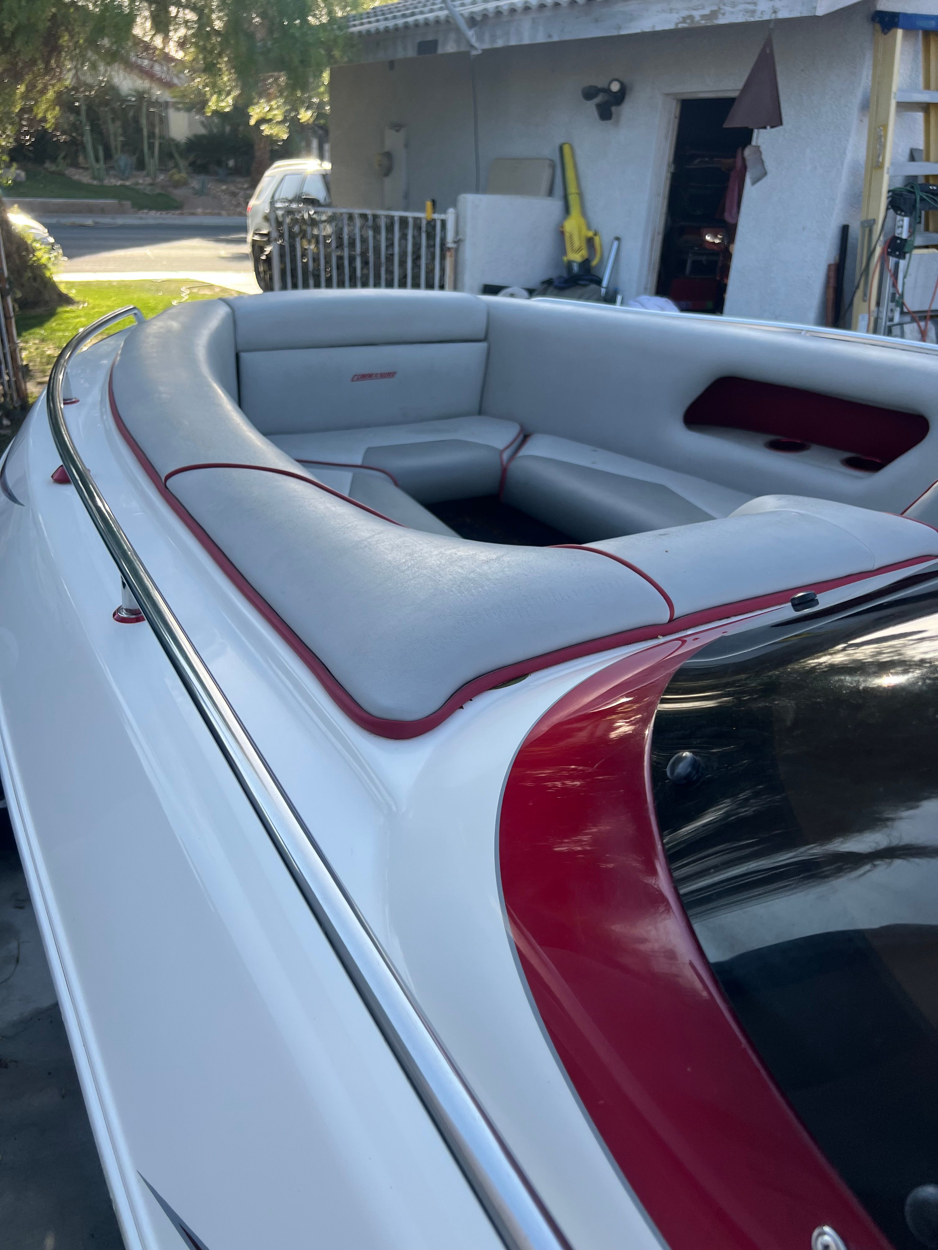 2004 Commander 2400LX - 12