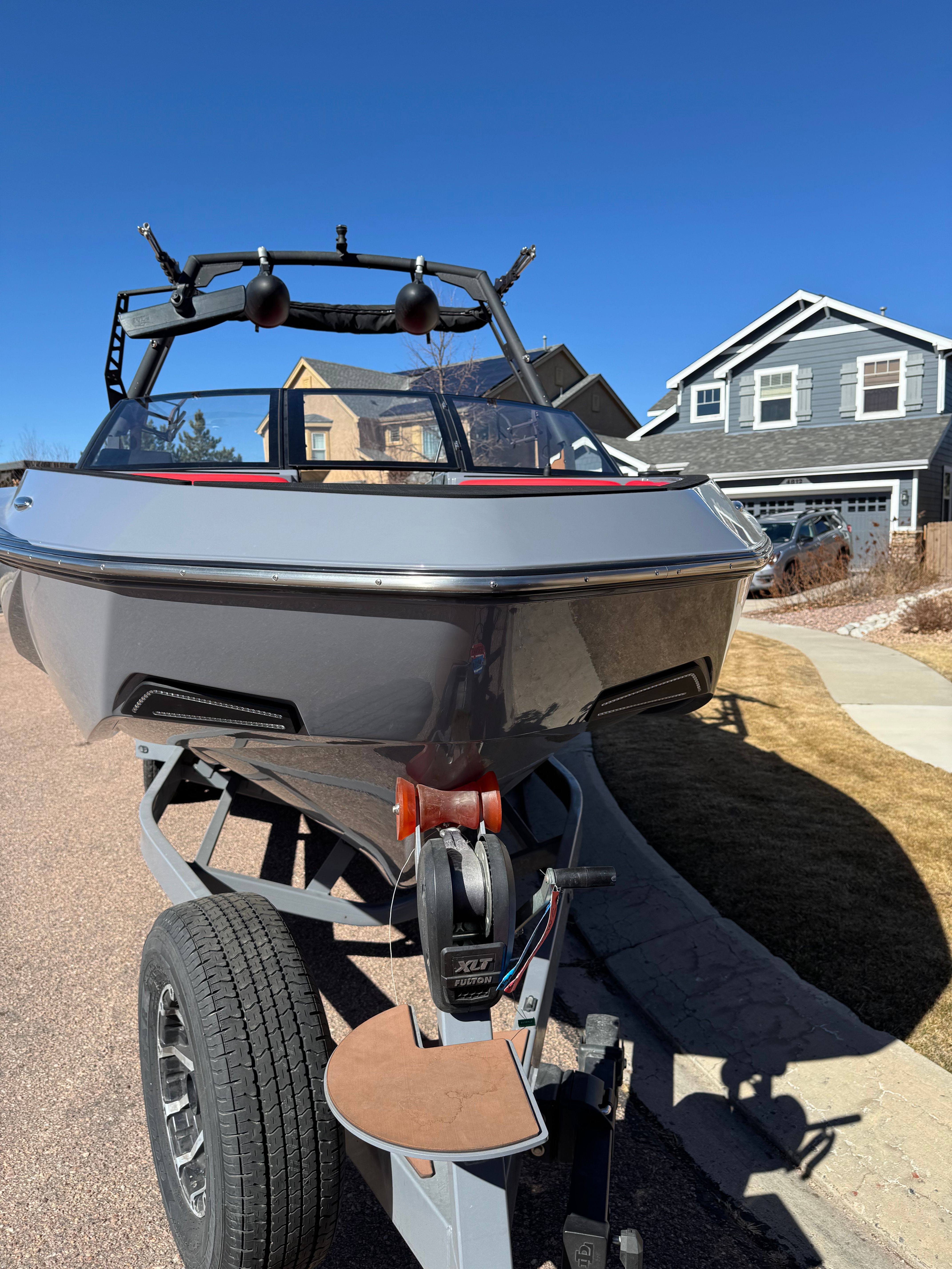 2022 Axis T250 - 2